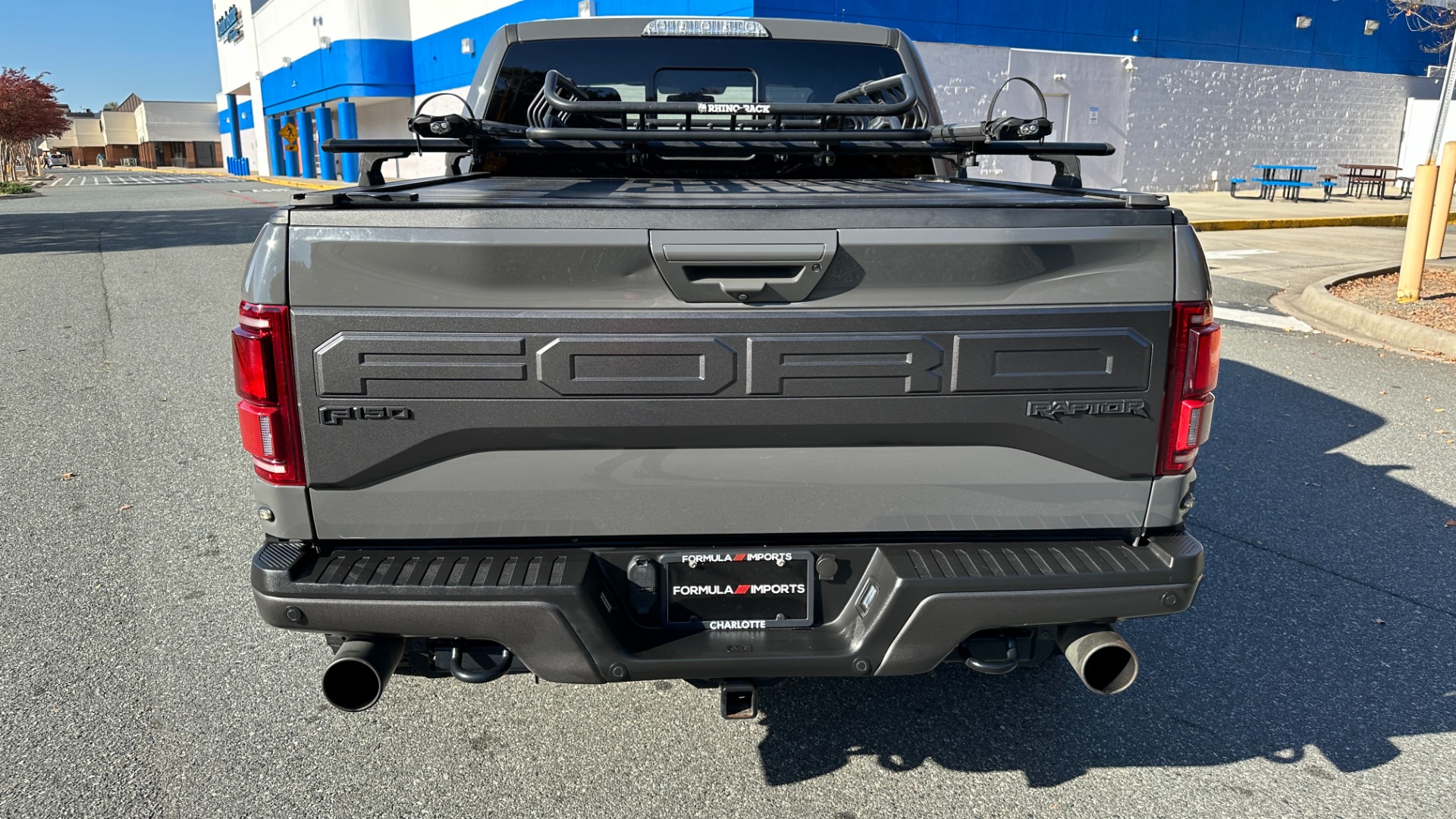 Used 2018 Ford F-150 RAPTOR / WHEEL TIRE UPGRADE / TECH PACKAGE / CARBON FIBER for sale Sold at Formula Imports in Charlotte NC 28227 8