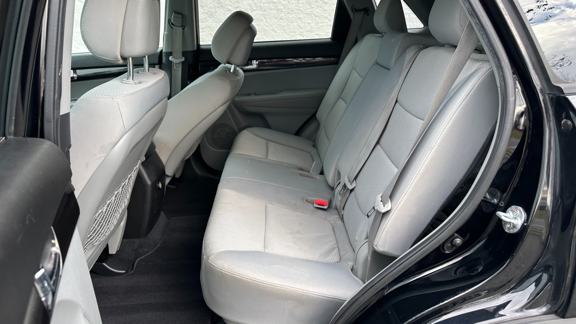 Used 2013 Kia Sorento LX / CONVENIENCE / AWD / 4CYL / CLOTH INTERIOR / ROOF RACK for sale $9,395 at Formula Imports in Charlotte NC 28227 21