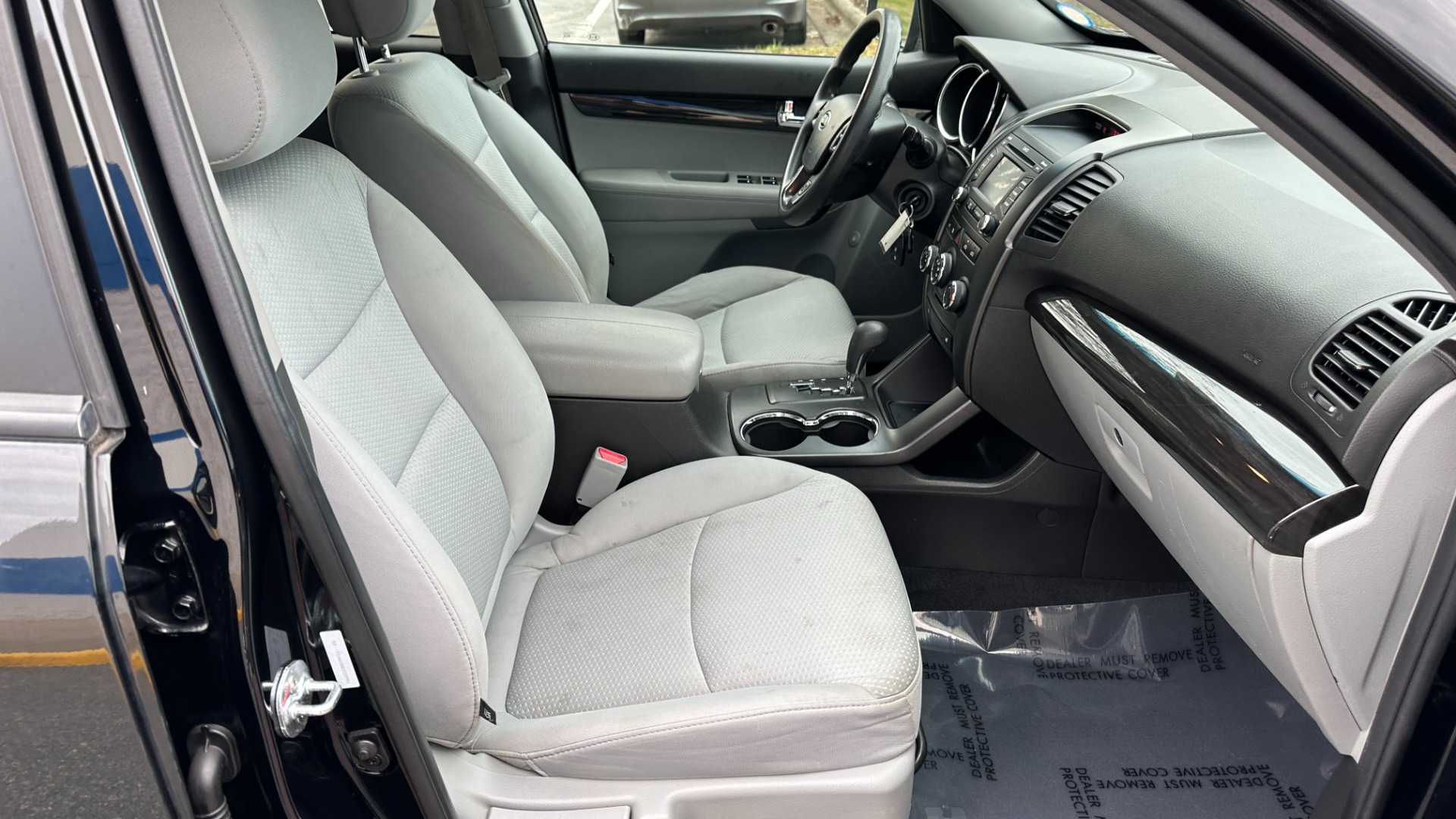 Used 2013 Kia Sorento LX / CONVENIENCE / AWD / 4CYL / CLOTH INTERIOR / ROOF RACK for sale Sold at Formula Imports in Charlotte NC 28227 30