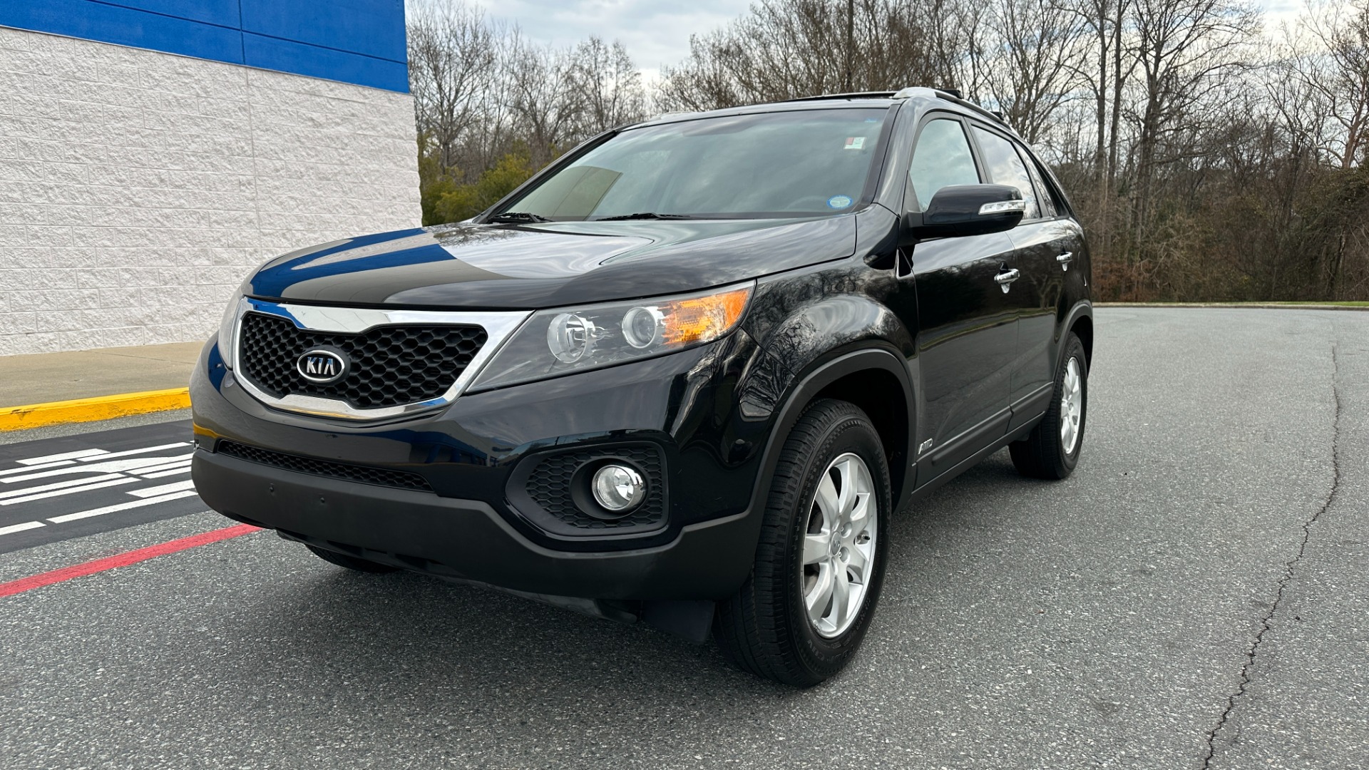 Used 2013 Kia Sorento LX / CONVENIENCE / AWD / 4CYL / CLOTH INTERIOR / ROOF RACK for sale Sold at Formula Imports in Charlotte NC 28227 5