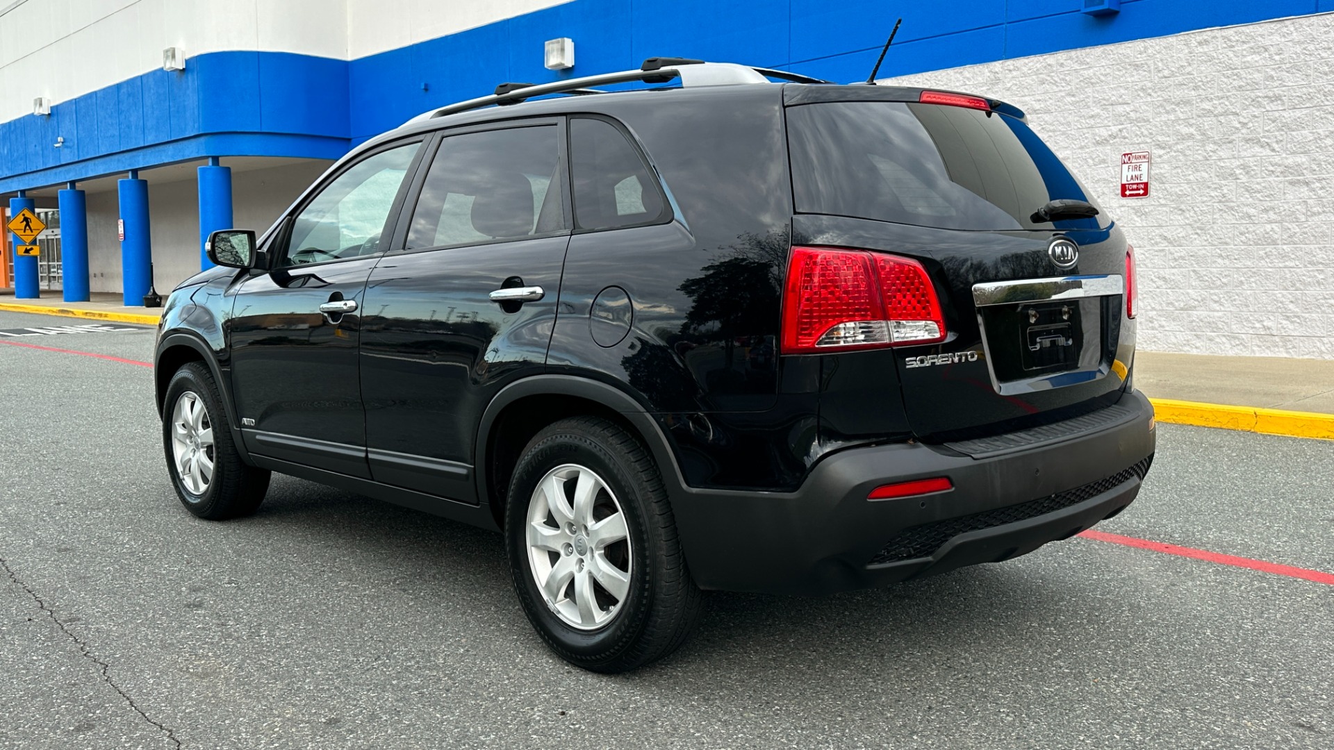 Used 2013 Kia Sorento LX / CONVENIENCE / AWD / 4CYL / CLOTH INTERIOR / ROOF RACK for sale Sold at Formula Imports in Charlotte NC 28227 7