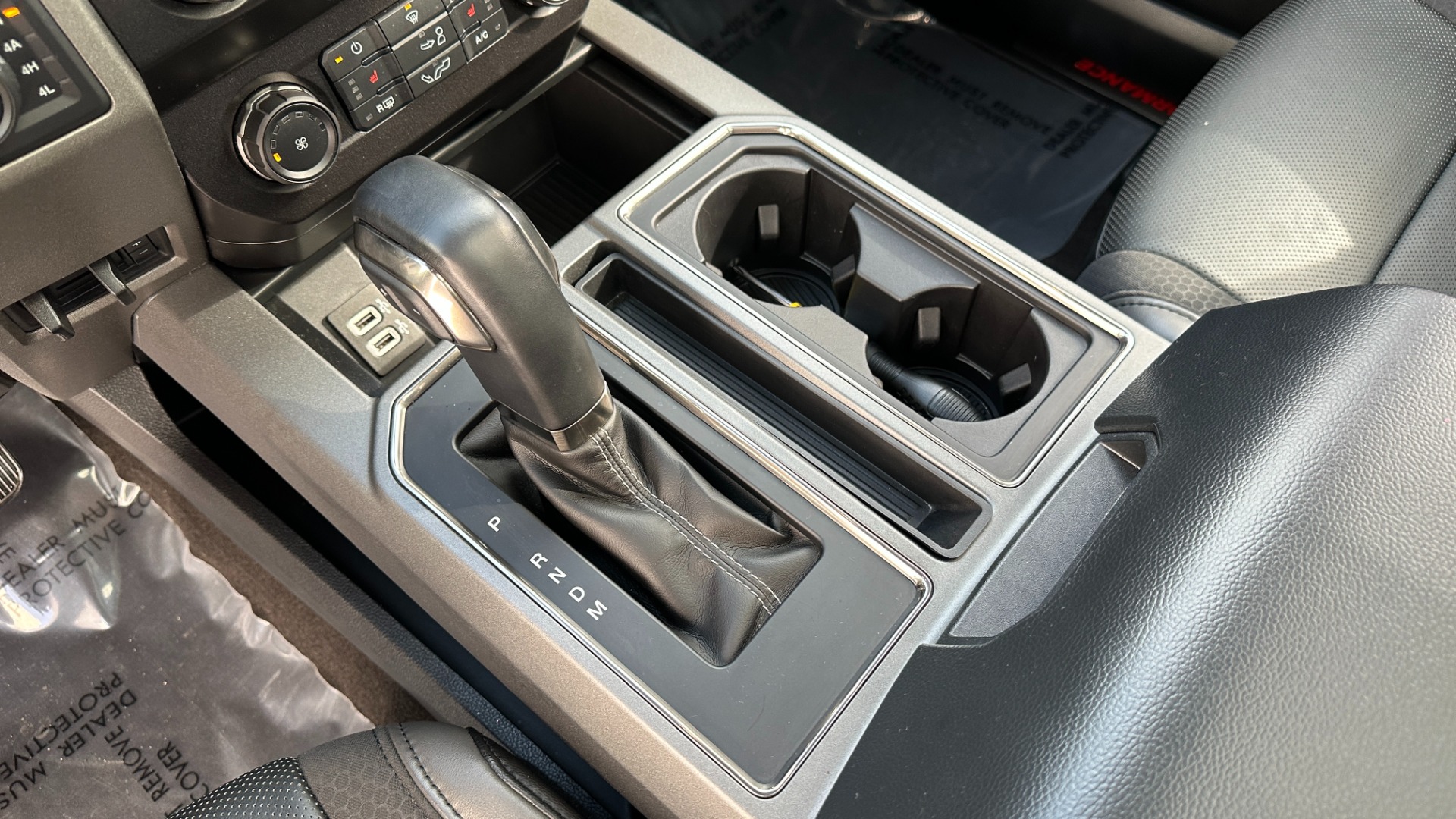Used 2019 Ford F-150 RAPTOR / HIGH OUTPUT ECOBOOST / PANORAMIC ROOF / NAVIGATION / 802A PACKAGE for sale $65,995 at Formula Imports in Charlotte NC 28227 31