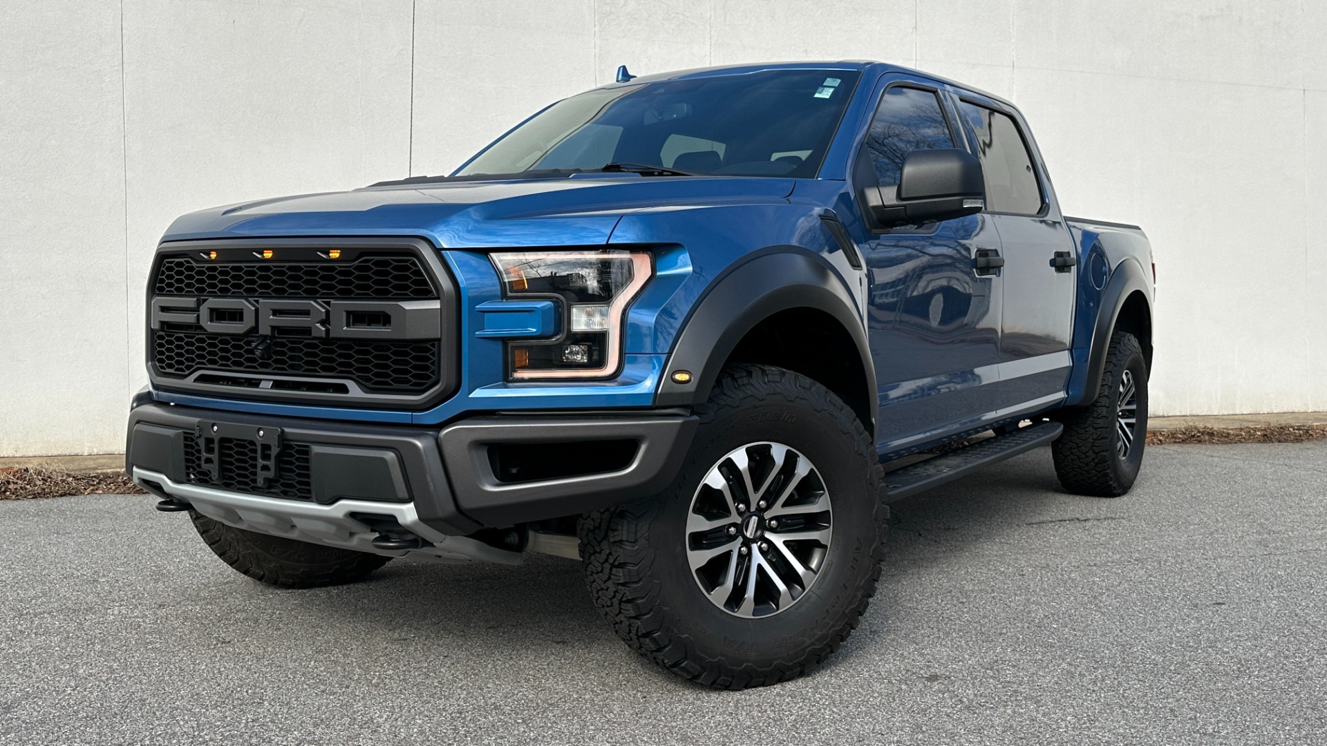 Used 2019 Ford F-150 RAPTOR / HIGH OUTPUT ECOBOOST / PANORAMIC ROOF / NAVIGATION / 802A PACKAGE  for sale $65,995 at Formula Imports in Charlotte NC 28227 50