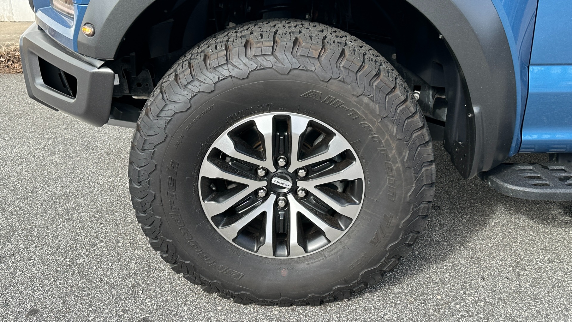 Used 2019 Ford F-150 RAPTOR / HIGH OUTPUT ECOBOOST / PANORAMIC ROOF / NAVIGATION / 802A PACKAGE for sale $65,995 at Formula Imports in Charlotte NC 28227 53