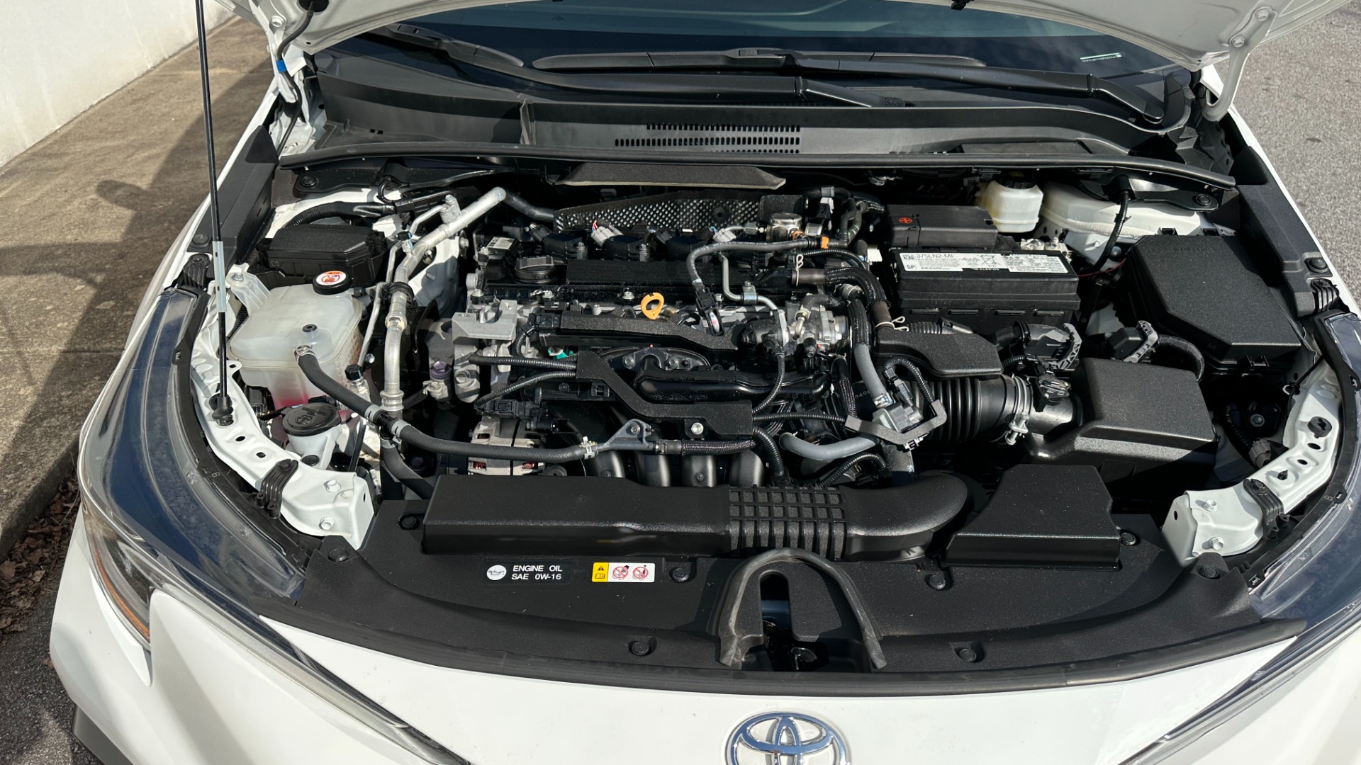 Used 2021 Toyota Corolla SE / BLACK ROOF / CLOTH SEATS / BACKUP CAMERA for sale $20,995 at Formula Imports in Charlotte NC 28227 33