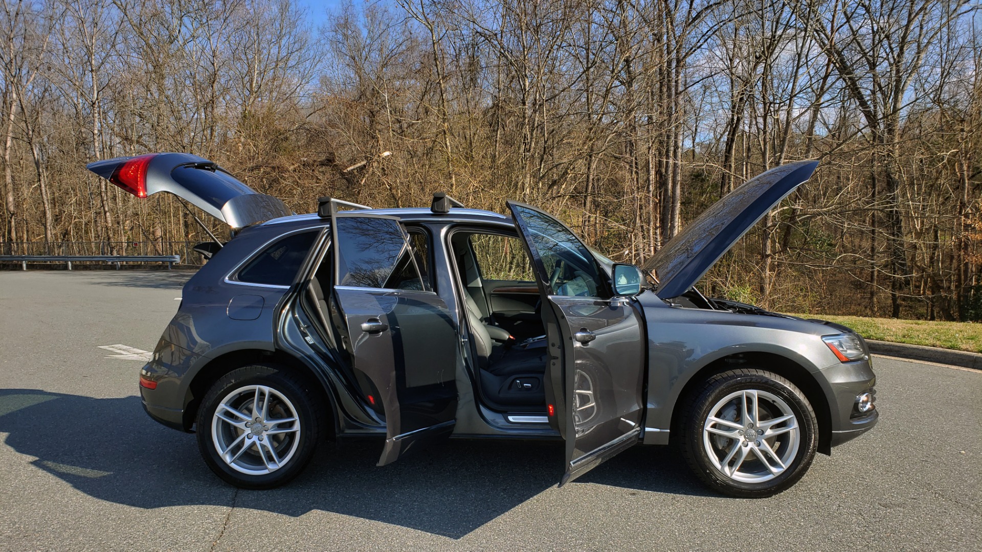 Used 2017 Audi Q5 PREMIUM PLUS / TECH / NAV / PANO / REARVIEW / B&O SND for sale Sold at Formula Imports in Charlotte NC 28227 9