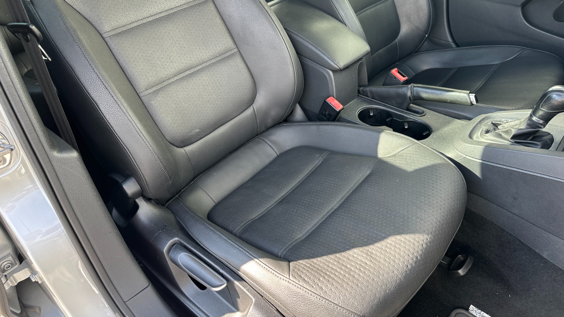 Used 2011 Volkswagen Jetta Sedan SEL / LEATHER / SUNROOF / BLUETOOTH for sale $7,995 at Formula Imports in Charlotte NC 28227 25