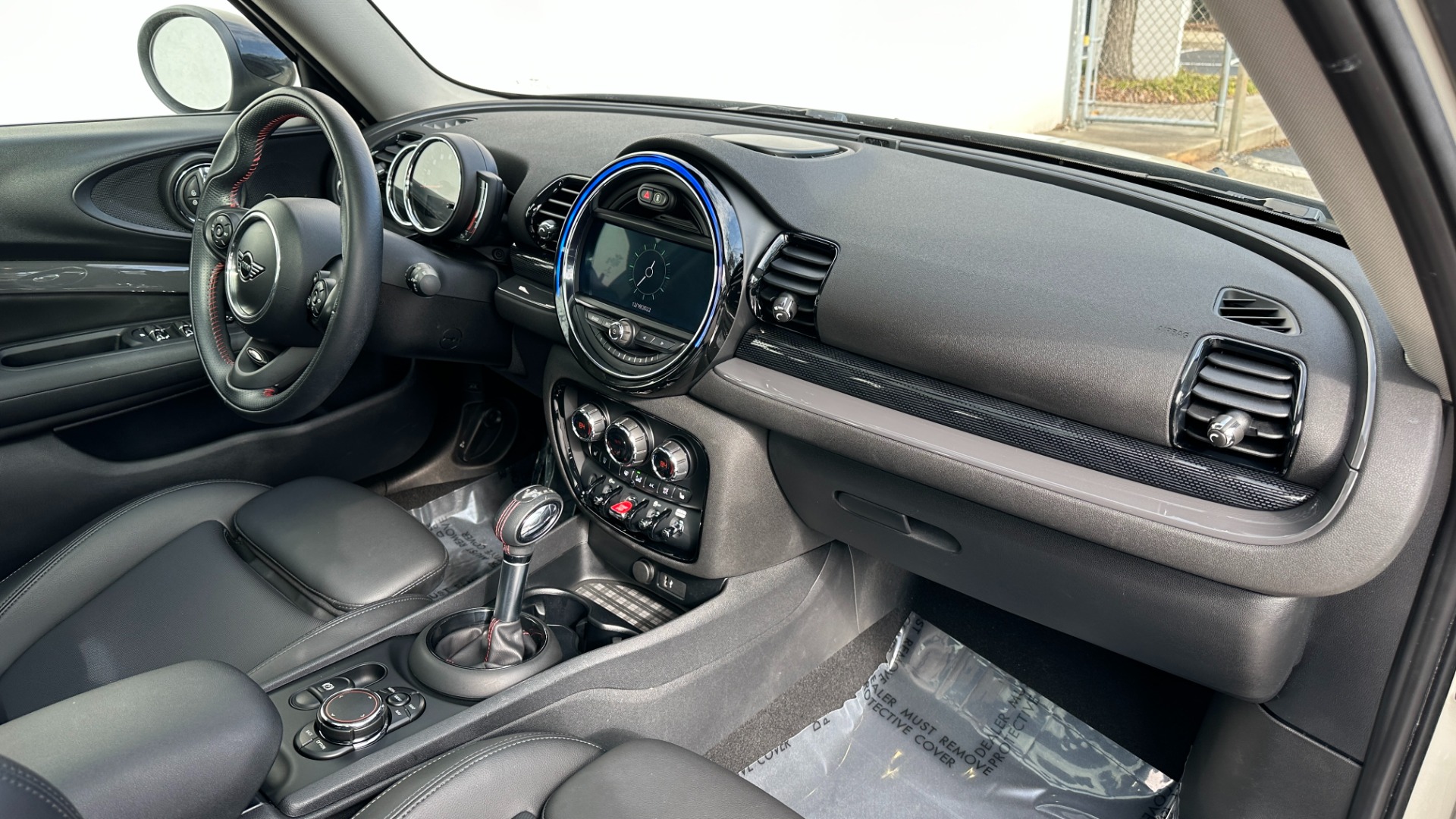 Used 2019 MINI Clubman COOPER S / NAVIGATION / ALL4 / HEATED SEATS / SPORT MODE / PADDLE SHIFTERS for sale $26,595 at Formula Imports in Charlotte NC 28227 21