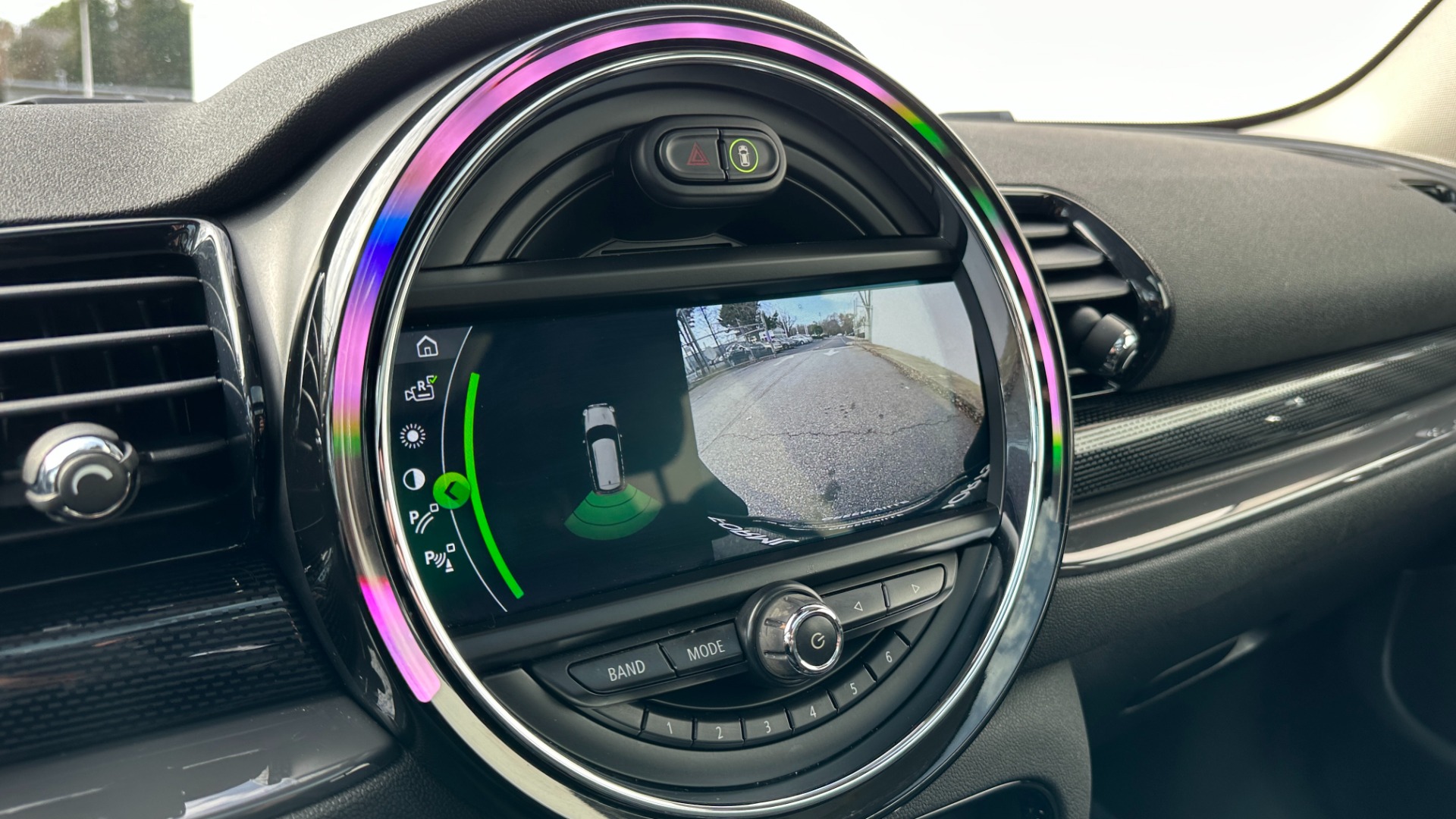 Used 2019 MINI Clubman COOPER S / NAVIGATION / ALL4 / HEATED SEATS / SPORT MODE / PADDLE SHIFTERS for sale $26,595 at Formula Imports in Charlotte NC 28227 28