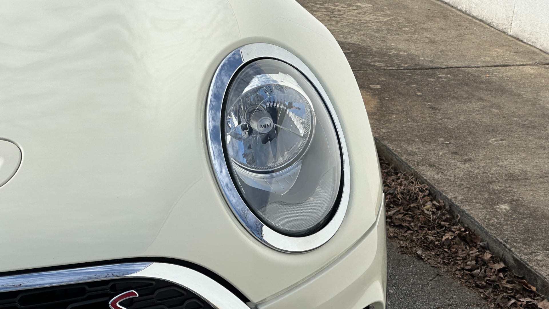 Used 2019 MINI Clubman COOPER S / NAVIGATION / ALL4 / HEATED SEATS / SPORT MODE / PADDLE SHIFTERS for sale $26,595 at Formula Imports in Charlotte NC 28227 42