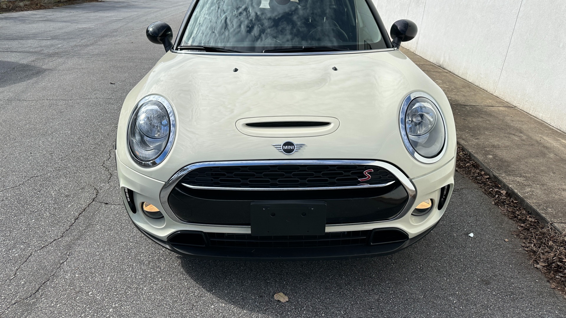 Used 2019 MINI Clubman COOPER S / NAVIGATION / ALL4 / HEATED SEATS / SPORT MODE / PADDLE SHIFTERS for sale $26,595 at Formula Imports in Charlotte NC 28227 9