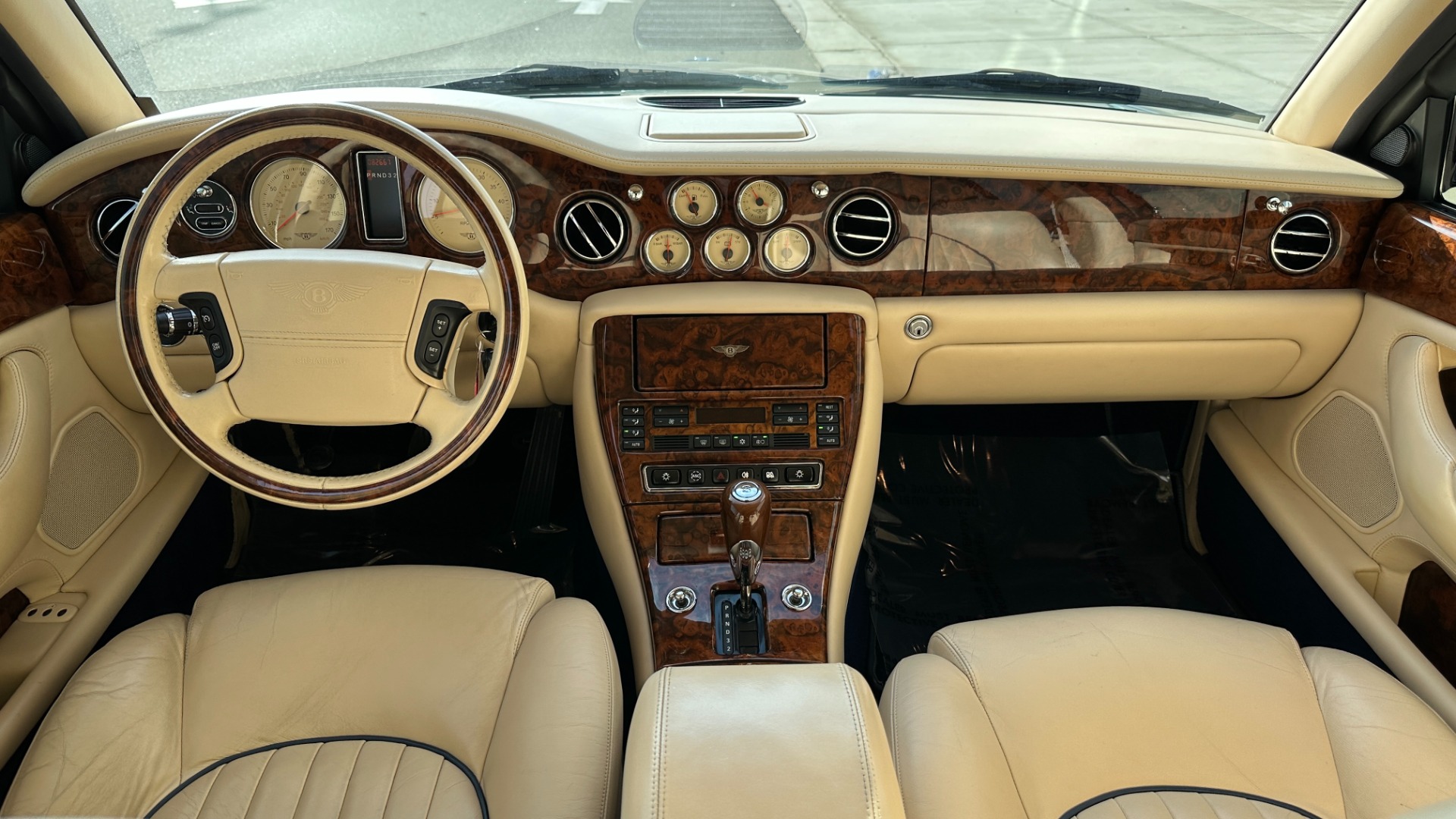 Used 2001 Bentley ARNAGE RED LABEL 6.75L V8 / TURBO / FULL LEATHER / WOOD TRIM / HEATED SEATS / SUNR for sale Sold at Formula Imports in Charlotte NC 28227 15