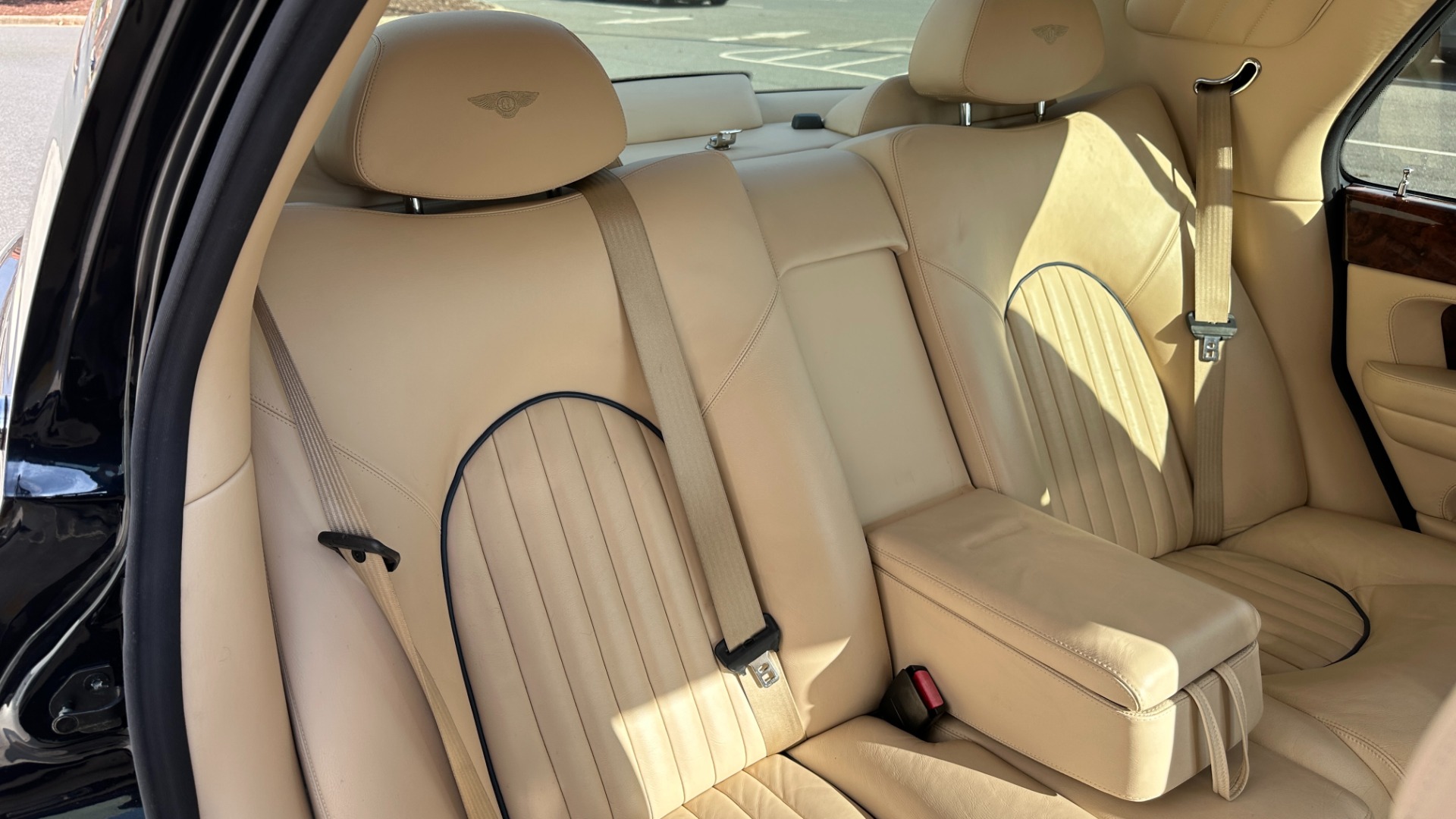 Used 2001 Bentley ARNAGE RED LABEL 6.75L V8 / TURBO / FULL LEATHER / WOOD TRIM / HEATED SEATS / SUNR for sale Sold at Formula Imports in Charlotte NC 28227 28