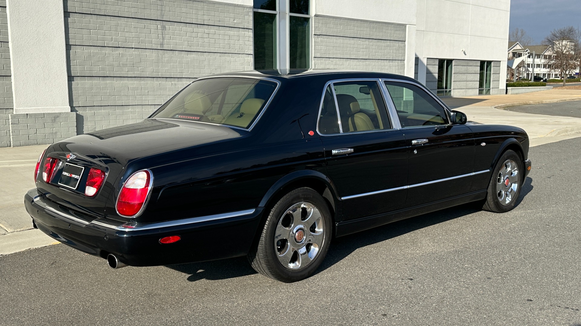 Used 2001 Bentley ARNAGE RED LABEL 6.75L V8 / TURBO / FULL LEATHER / WOOD TRIM / HEATED SEATS / SUNR for sale $26,999 at Formula Imports in Charlotte NC 28227 7