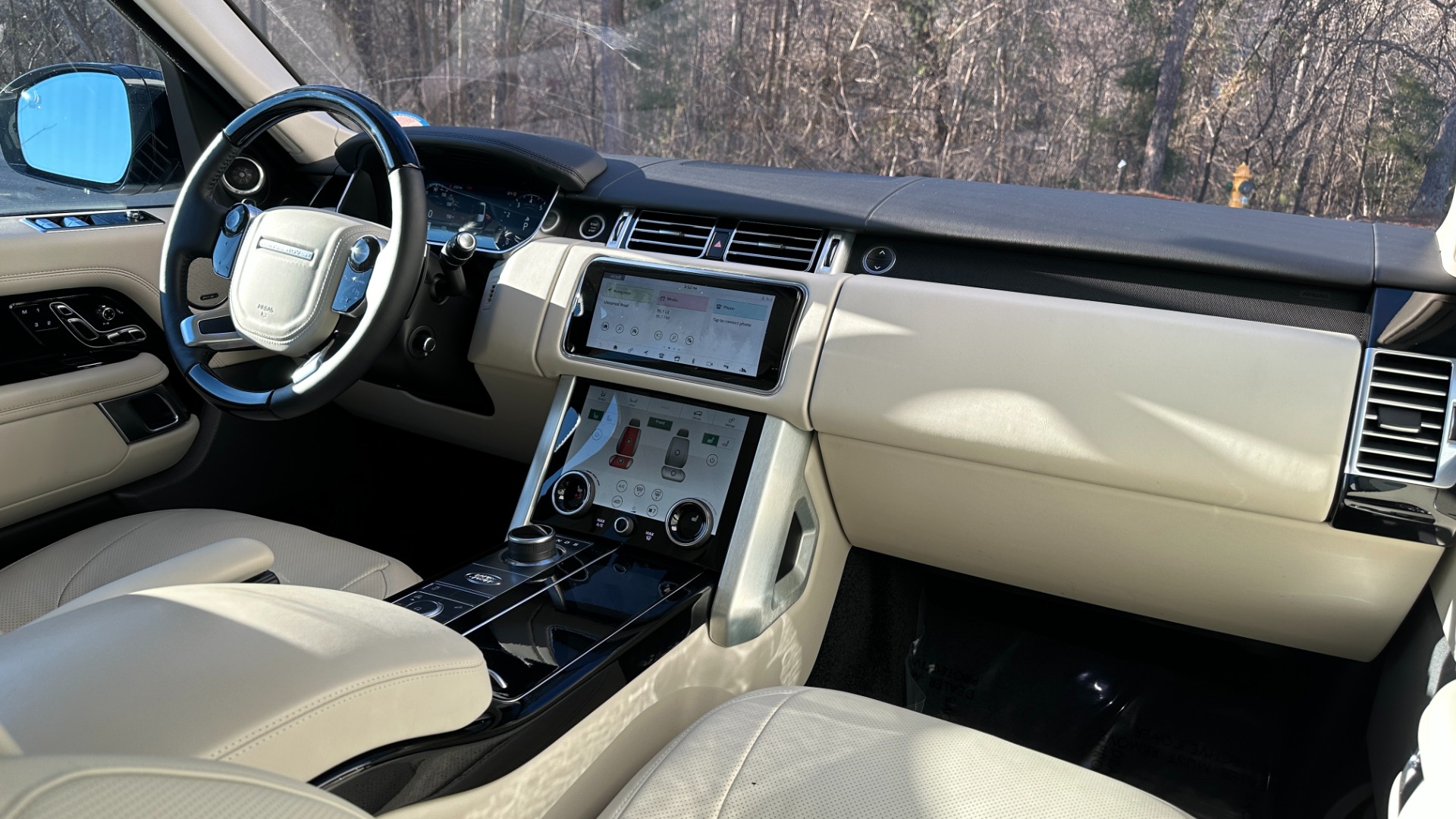 Used 2022 Land Rover Range Rover WESTMINISTER / MASSAGE / BLACK ROOF / 22IN WHEELS / REAR CONVENIENCE for sale $119,999 at Formula Imports in Charlotte NC 28227 12