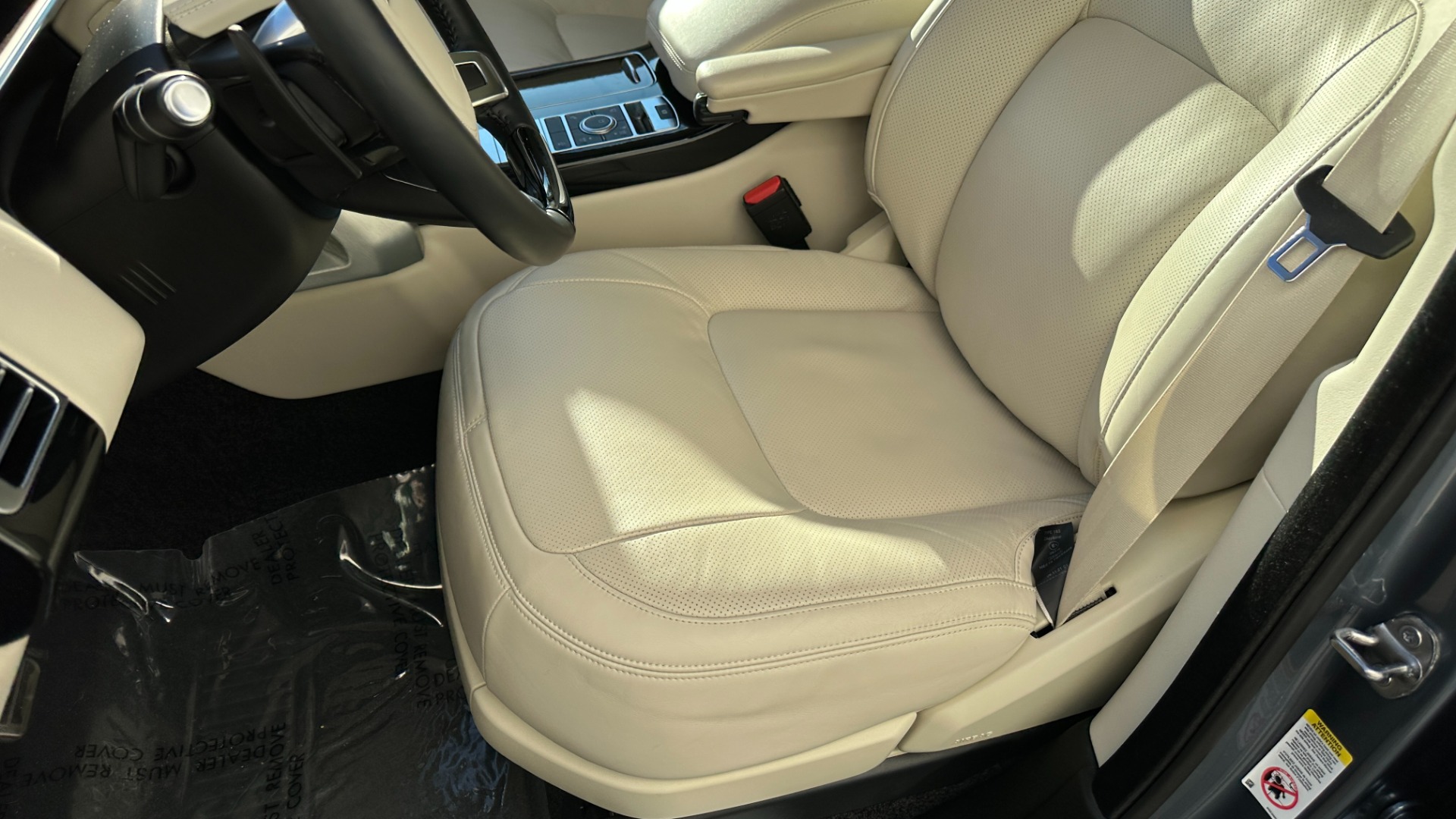 Used 2022 Land Rover Range Rover WESTMINISTER / MASSAGE / BLACK ROOF / 22IN WHEELS / REAR CONVENIENCE for sale Sold at Formula Imports in Charlotte NC 28227 34