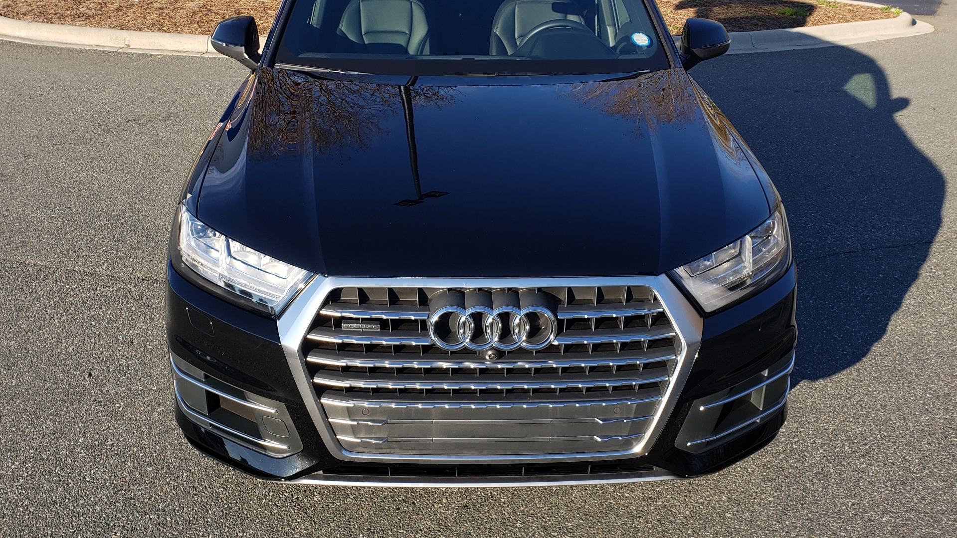 Used 2019 Audi Q7 PREMIUM PLUS / NAV / PANO-ROOF / 3-ROW / REARVIEW for sale Sold at Formula Imports in Charlotte NC 28227 12
