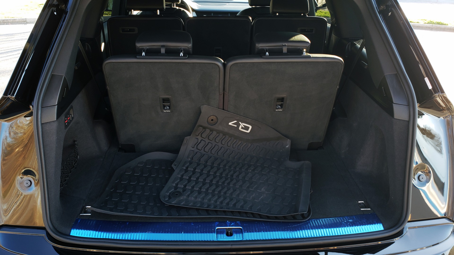 Used 2019 Audi Q7 PREMIUM PLUS / NAV / PANO-ROOF / 3-ROW / REARVIEW for sale Sold at Formula Imports in Charlotte NC 28227 14