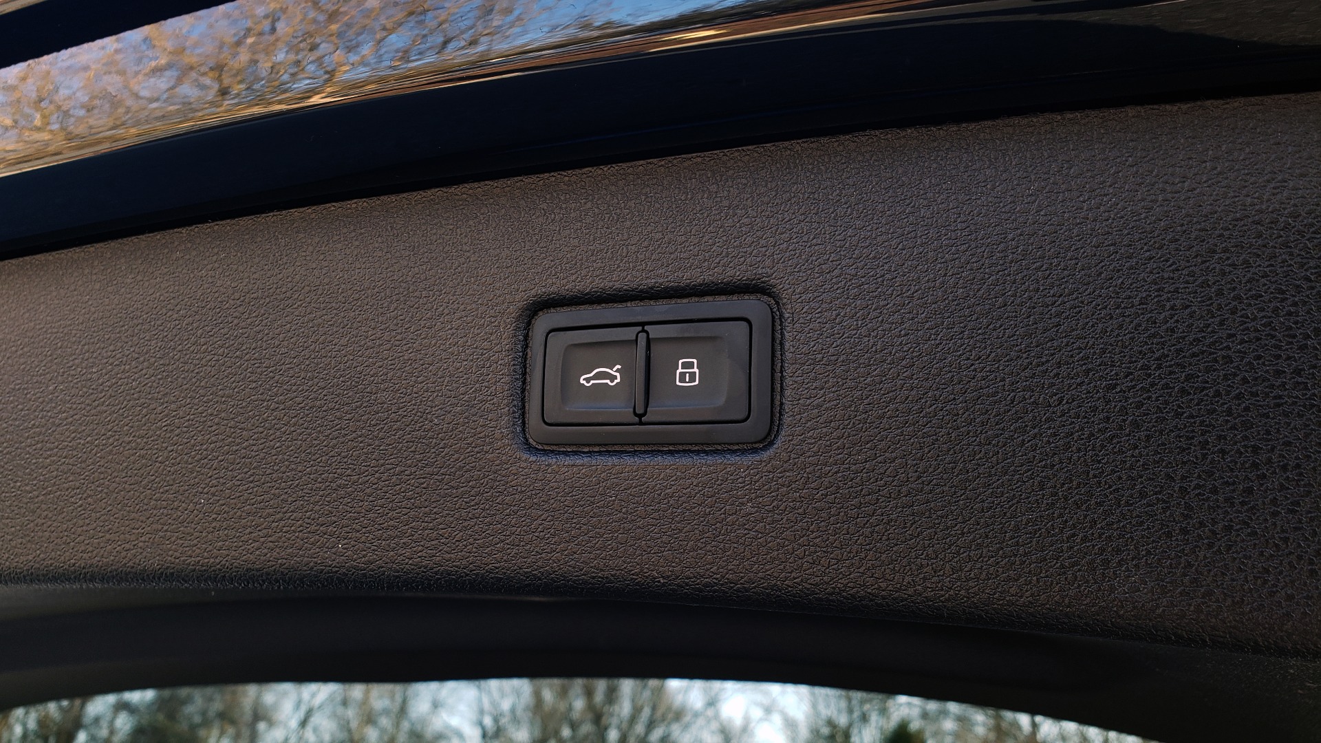 Used 2019 Audi Q7 PREMIUM PLUS / NAV / PANO-ROOF / 3-ROW / REARVIEW for sale Sold at Formula Imports in Charlotte NC 28227 19