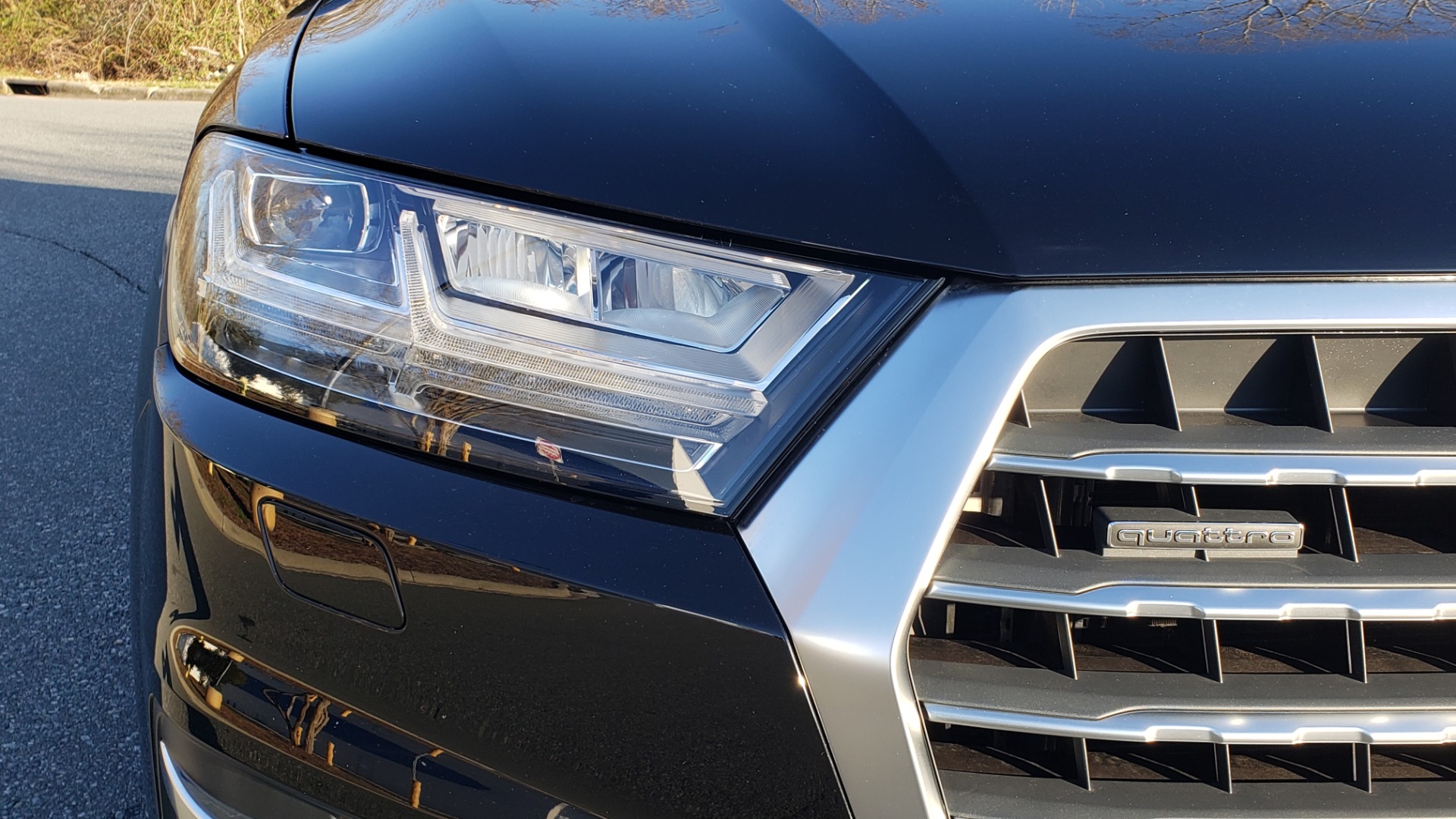 Used 2019 Audi Q7 PREMIUM PLUS / NAV / PANO-ROOF / 3-ROW / REARVIEW for sale Sold at Formula Imports in Charlotte NC 28227 21
