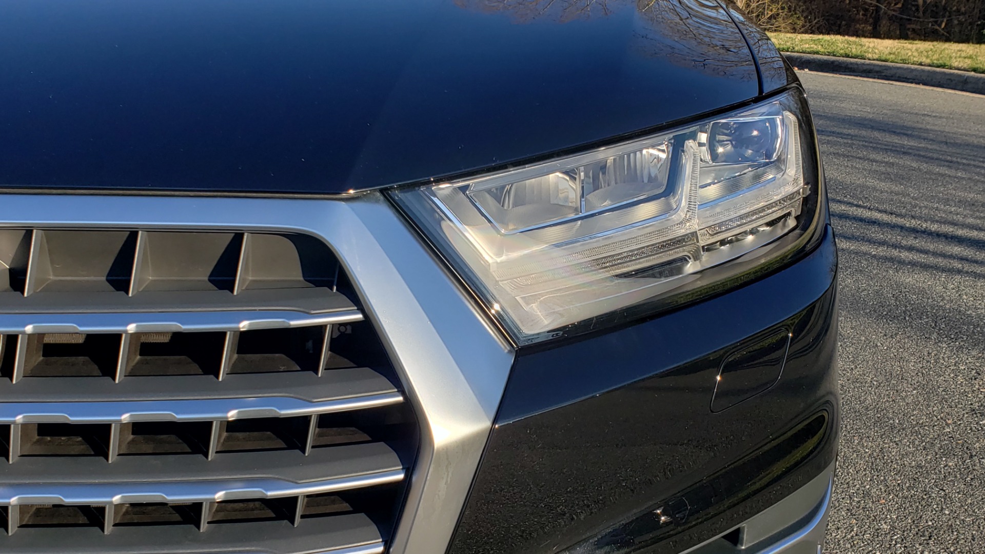 Used 2019 Audi Q7 PREMIUM PLUS / NAV / PANO-ROOF / 3-ROW / REARVIEW for sale Sold at Formula Imports in Charlotte NC 28227 22