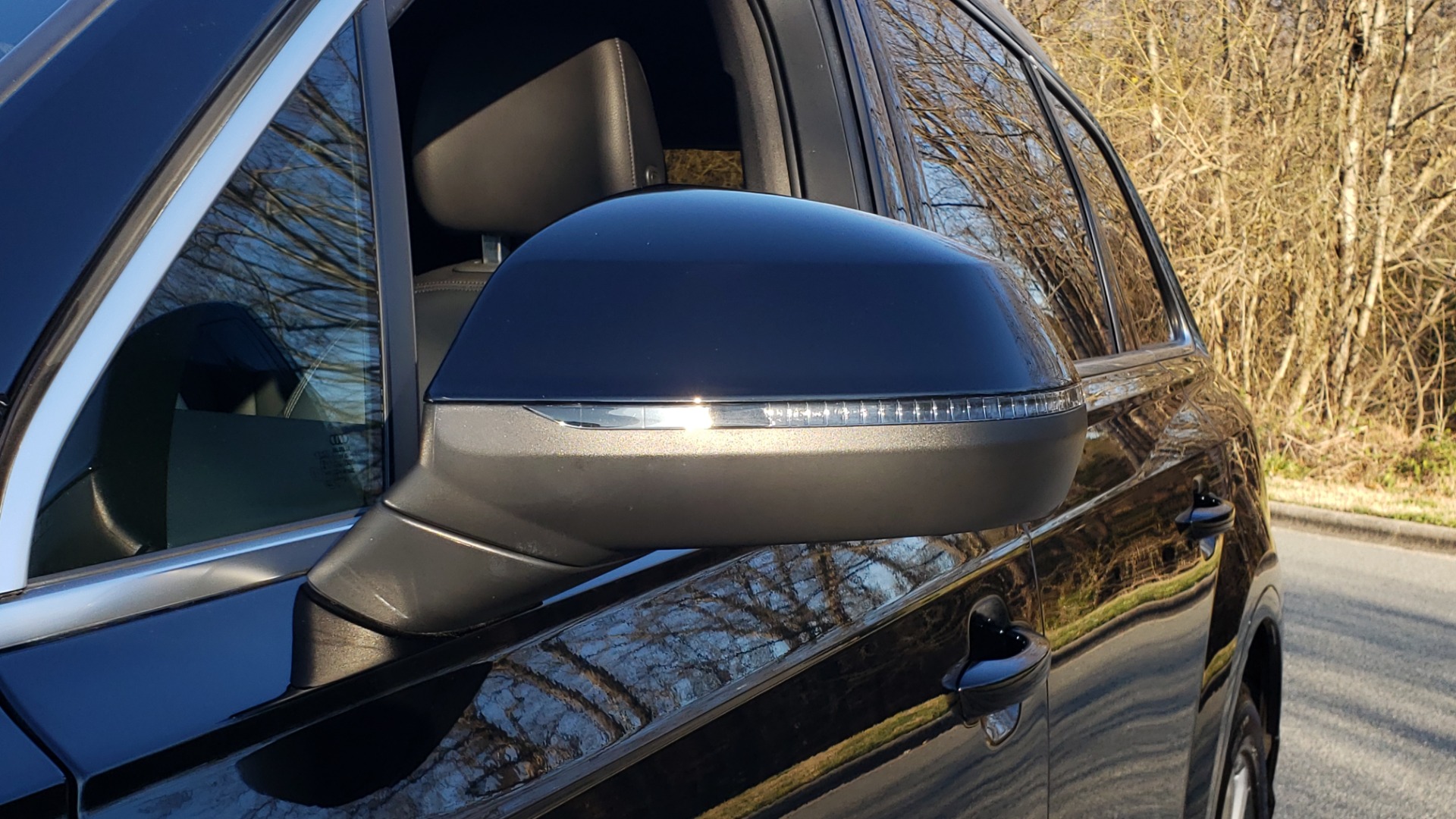 Used 2019 Audi Q7 PREMIUM PLUS / NAV / PANO-ROOF / 3-ROW / REARVIEW for sale Sold at Formula Imports in Charlotte NC 28227 24