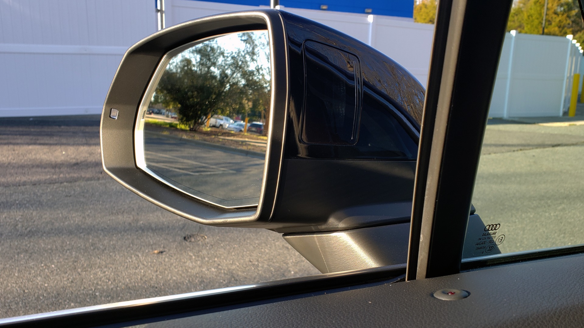 Used 2019 Audi Q7 PREMIUM PLUS / NAV / PANO-ROOF / 3-ROW / REARVIEW for sale Sold at Formula Imports in Charlotte NC 28227 31