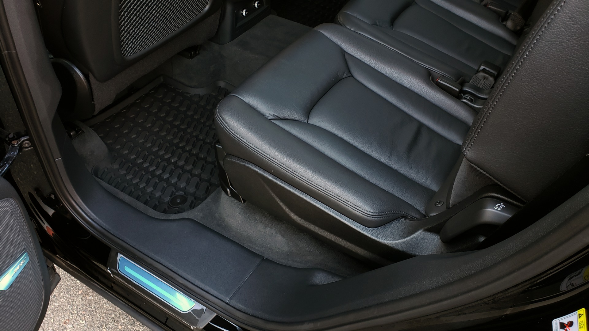 Used 2019 Audi Q7 PREMIUM PLUS / NAV / PANO-ROOF / 3-ROW / REARVIEW for sale Sold at Formula Imports in Charlotte NC 28227 63