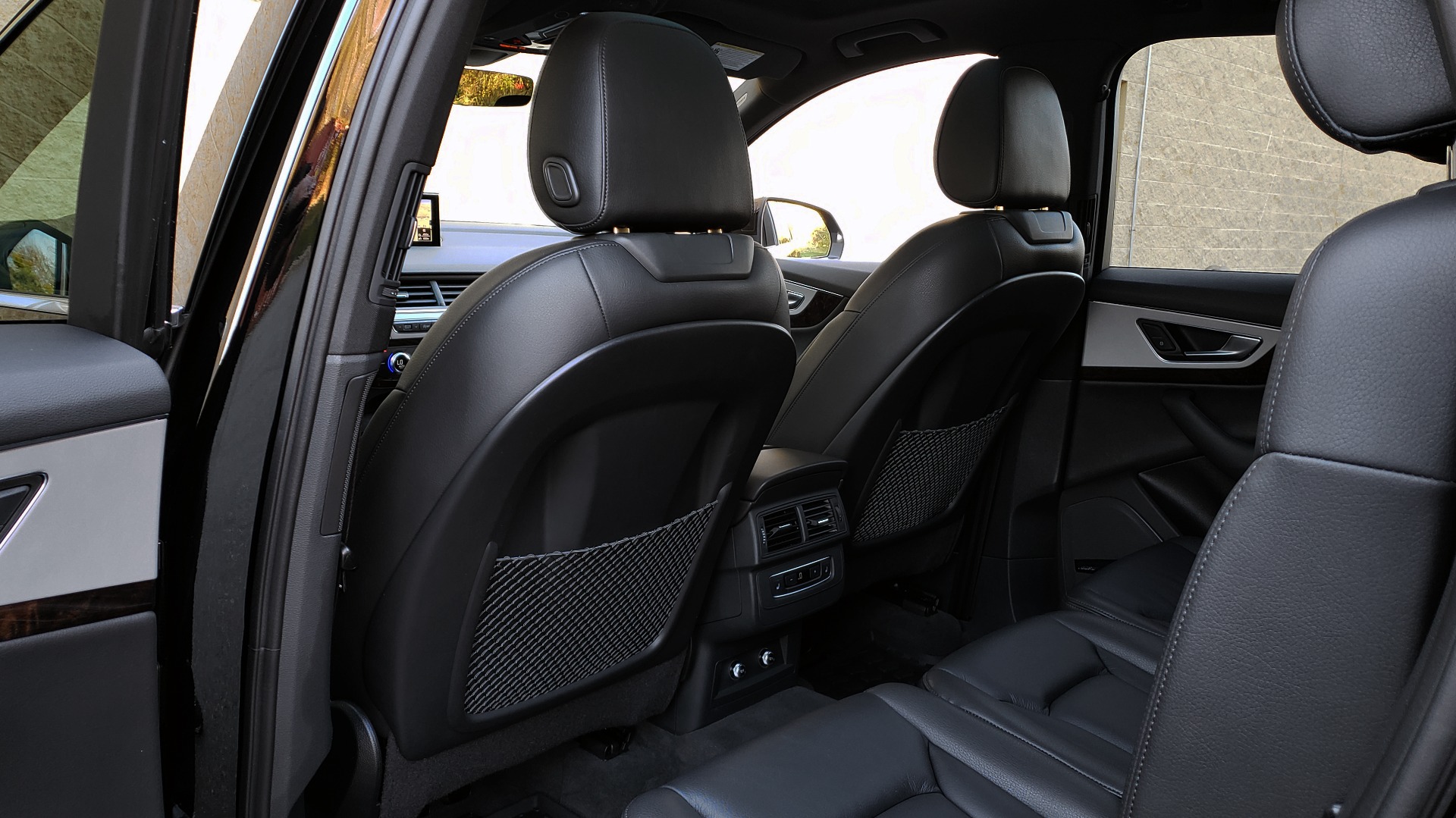 Used 2019 Audi Q7 PREMIUM PLUS / NAV / PANO-ROOF / 3-ROW / REARVIEW for sale Sold at Formula Imports in Charlotte NC 28227 64