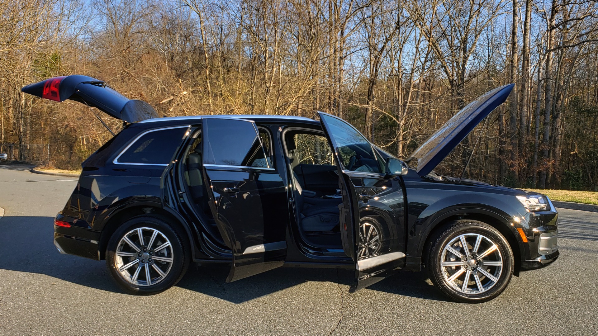 Used 2019 Audi Q7 PREMIUM PLUS / NAV / PANO-ROOF / 3-ROW / REARVIEW for sale Sold at Formula Imports in Charlotte NC 28227 8