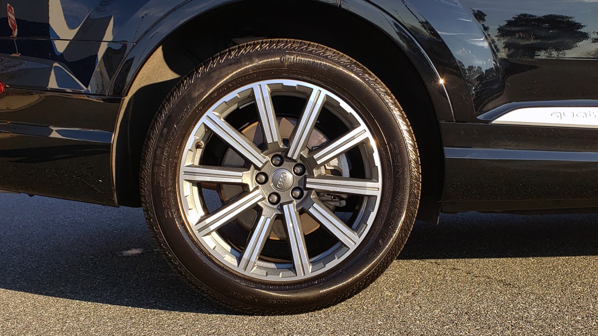 Used 2019 Audi Q7 PREMIUM PLUS / NAV / PANO-ROOF / 3-ROW / REARVIEW for sale Sold at Formula Imports in Charlotte NC 28227 82