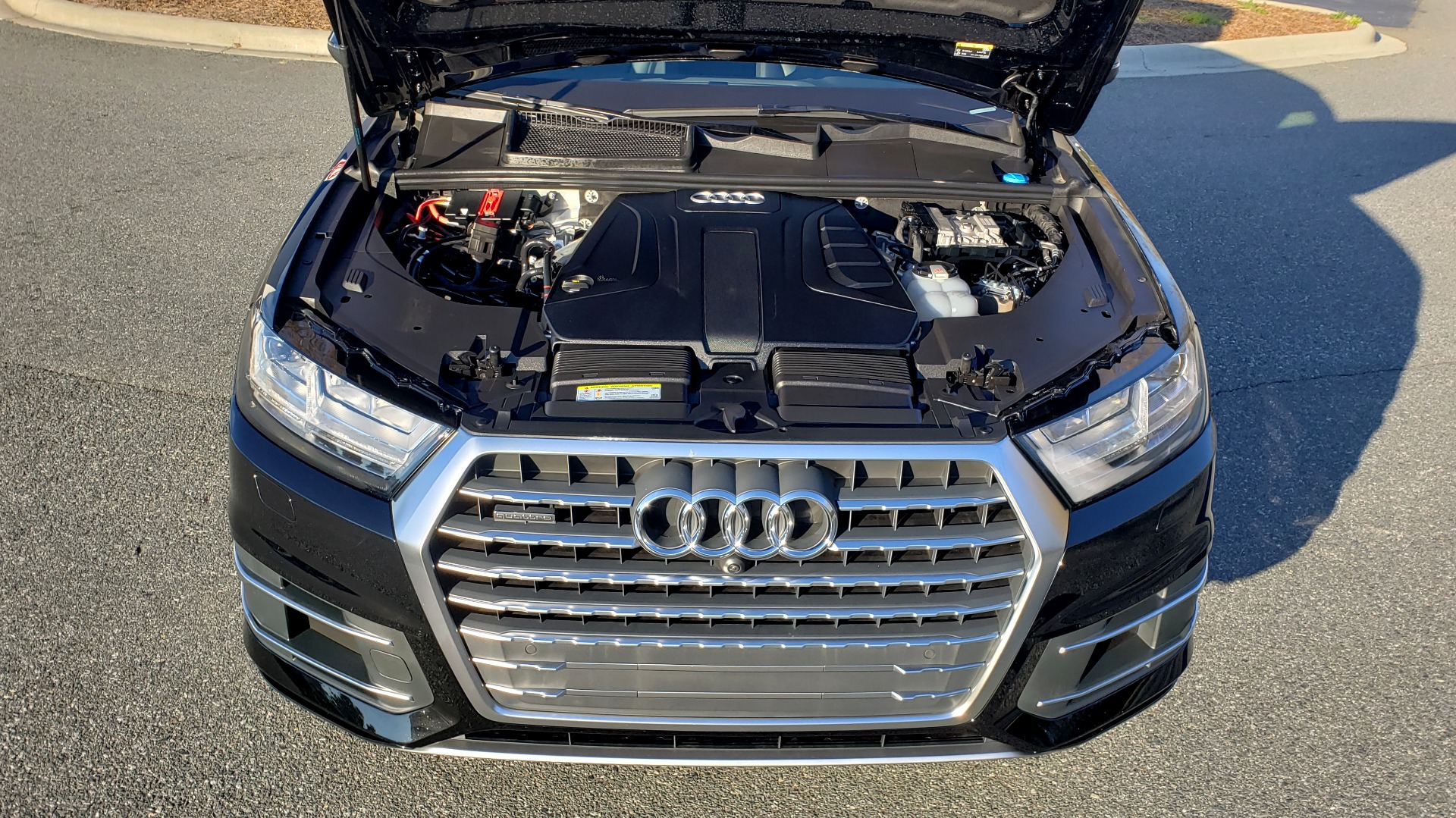 Used 2019 Audi Q7 PREMIUM PLUS / NAV / PANO-ROOF / 3-ROW / REARVIEW for sale Sold at Formula Imports in Charlotte NC 28227 9