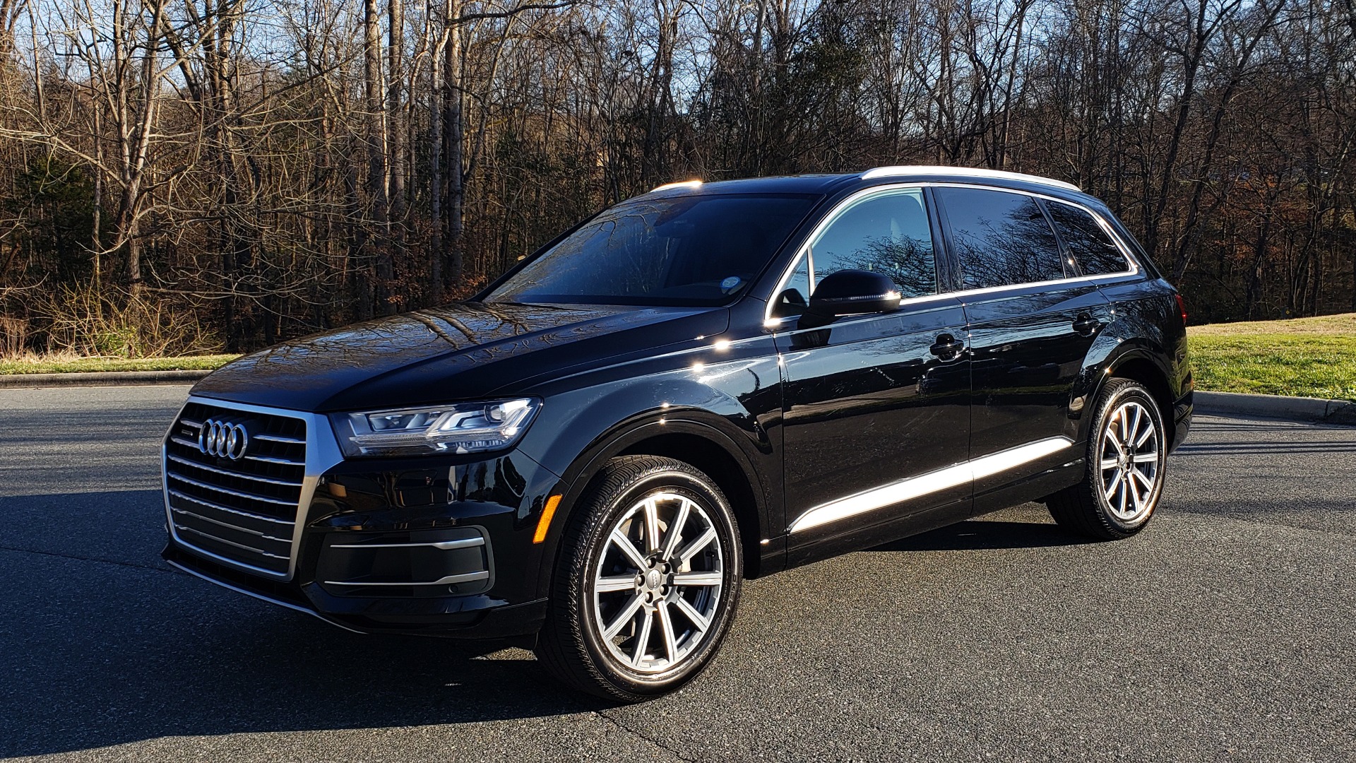 Used 2019 Audi Q7 PREMIUM PLUS / NAV / PANO-ROOF / 3-ROW / REARVIEW for sale Sold at Formula Imports in Charlotte NC 28227 1