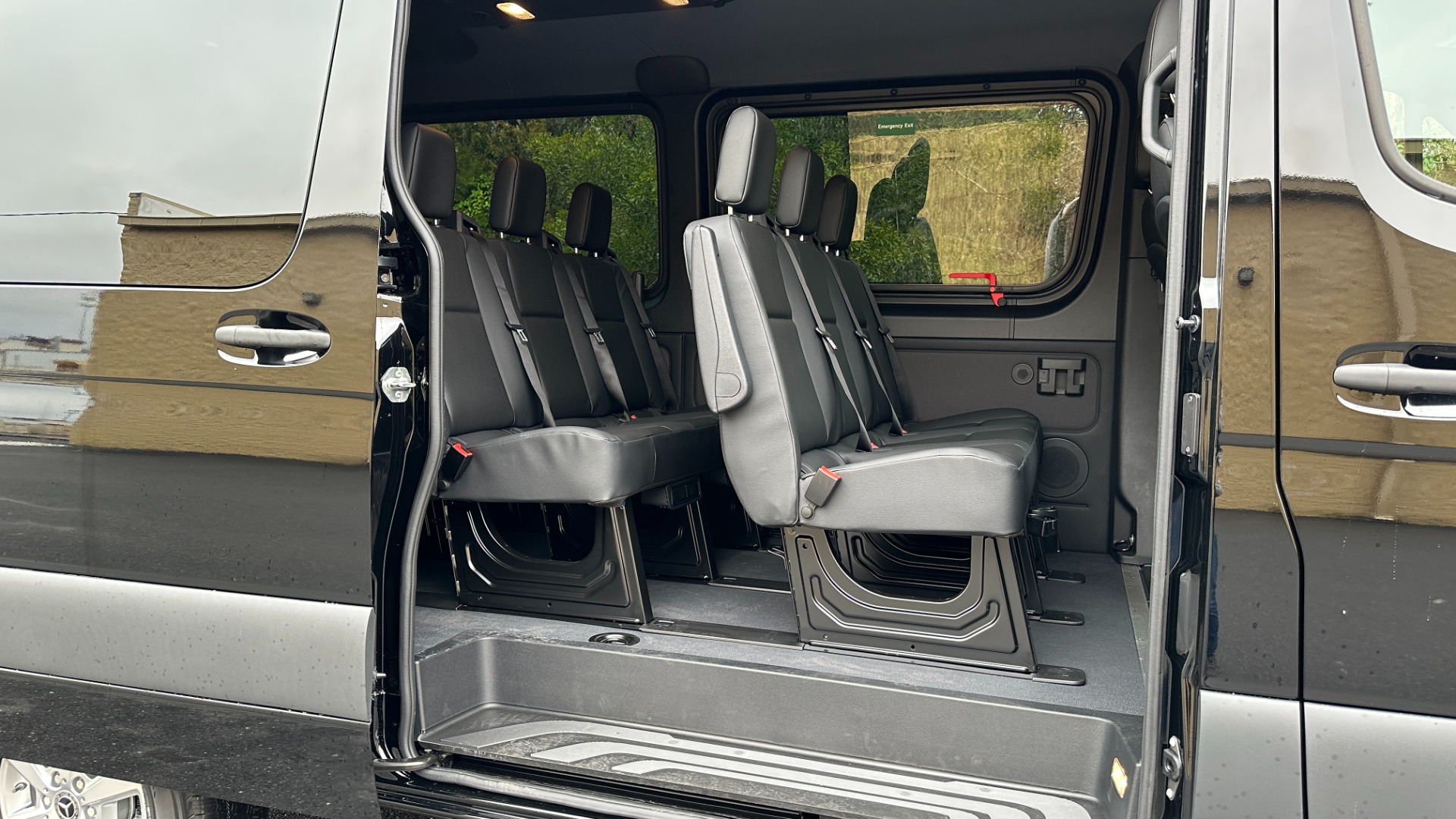 2023 sprinter 12 passenger van