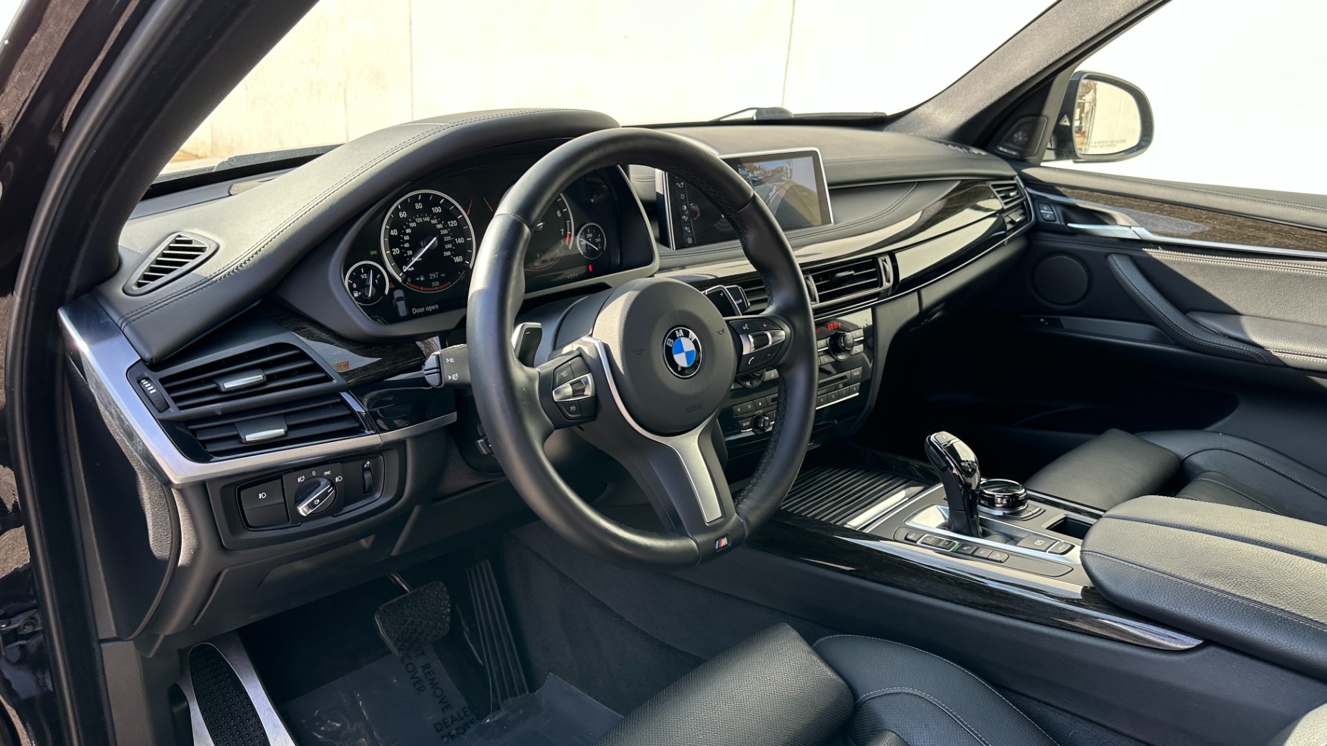 Used 2017 BMW X5 XDRIVE50I / CARPLAY / DRIVING ASSISTANCE / EXECUTIVE / LIGHTING / MSPORT for sale Sold at Formula Imports in Charlotte NC 28227 11
