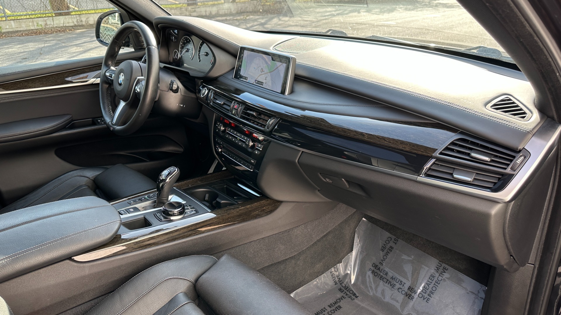 Used 2017 BMW X5 XDRIVE50I / CARPLAY / DRIVING ASSISTANCE / EXECUTIVE / LIGHTING / MSPORT for sale Sold at Formula Imports in Charlotte NC 28227 35