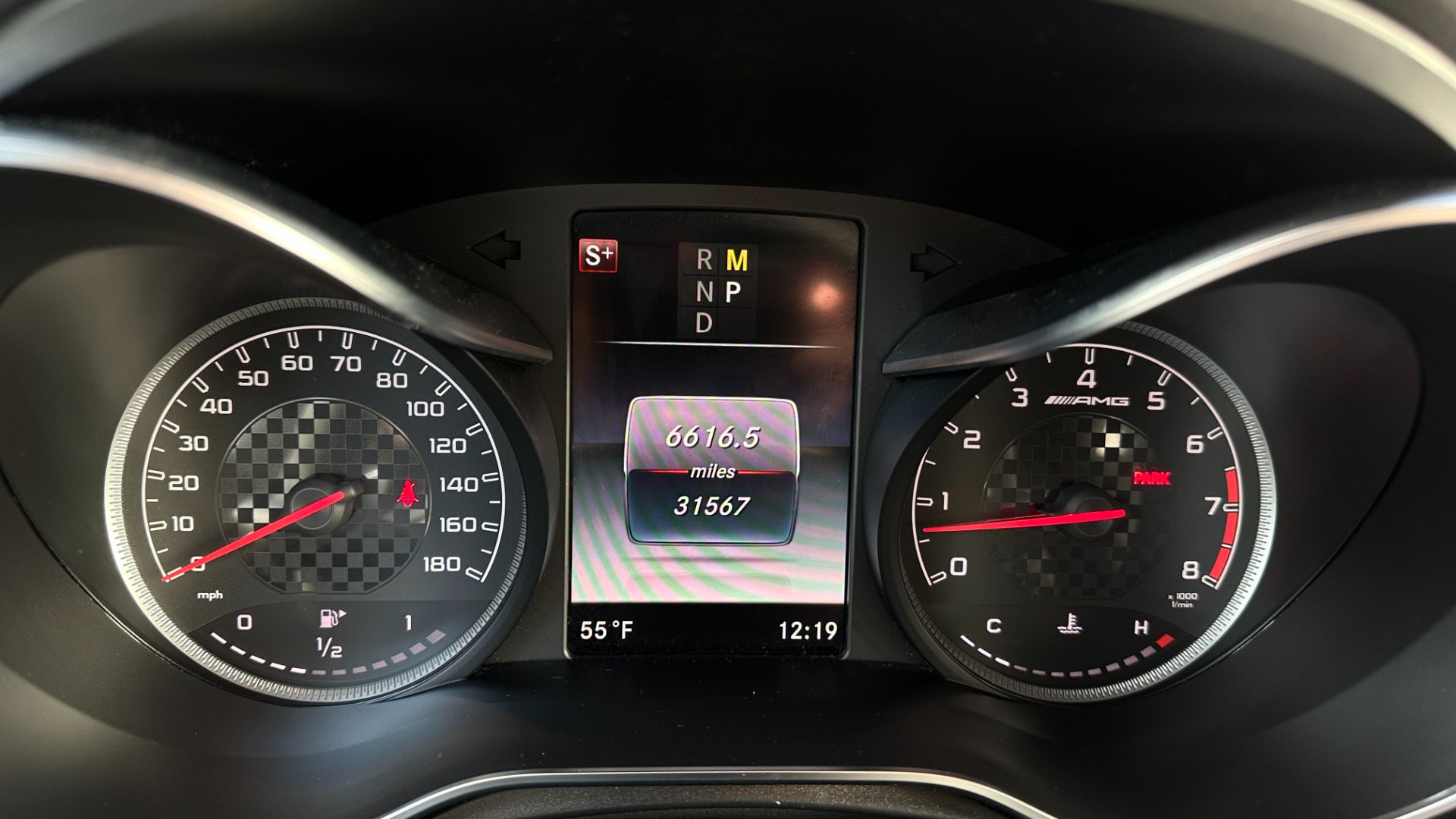 Used 2019 Mercedes-Benz GLC AMG GLC43 / CARBON FIBER / PERFORMANCE STEERING WHEEL / NIGHT PACKAGE for sale Sold at Formula Imports in Charlotte NC 28227 16