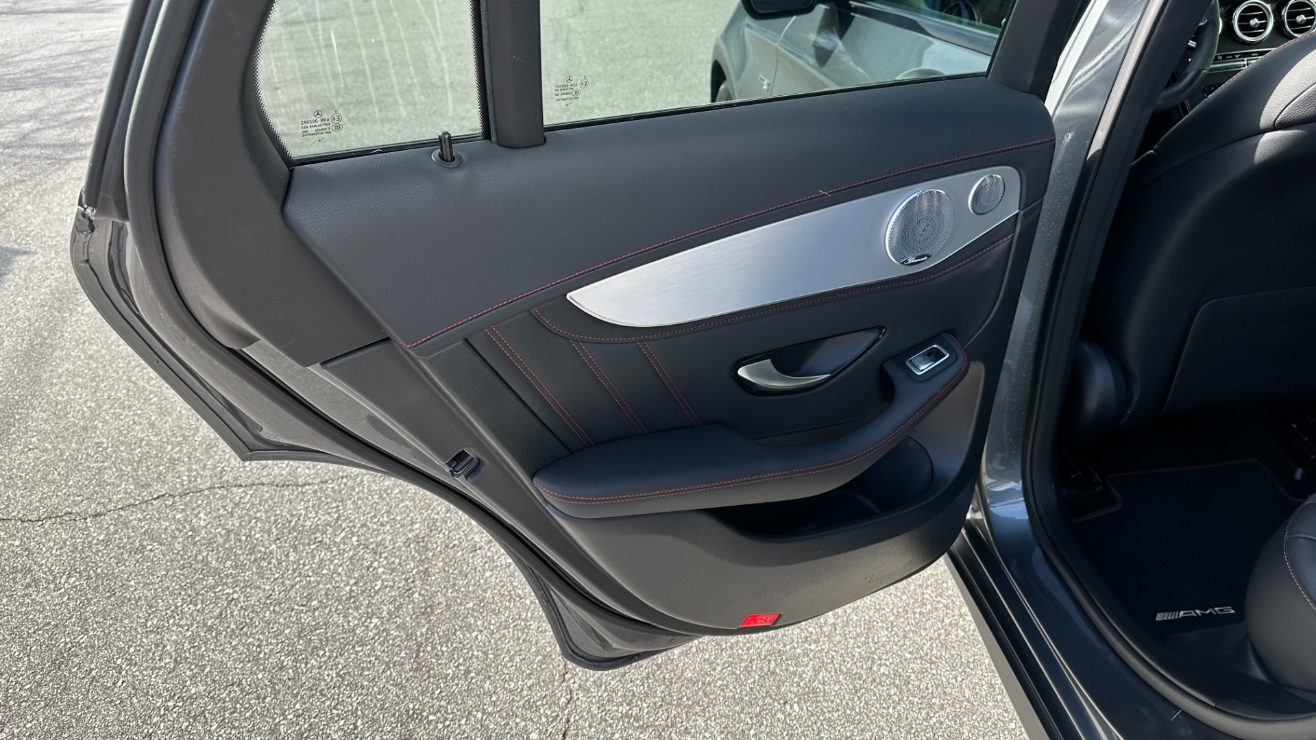 Used 2019 Mercedes-Benz GLC AMG GLC43 / CARBON FIBER / PERFORMANCE STEERING WHEEL / NIGHT PACKAGE for sale $45,995 at Formula Imports in Charlotte NC 28227 22