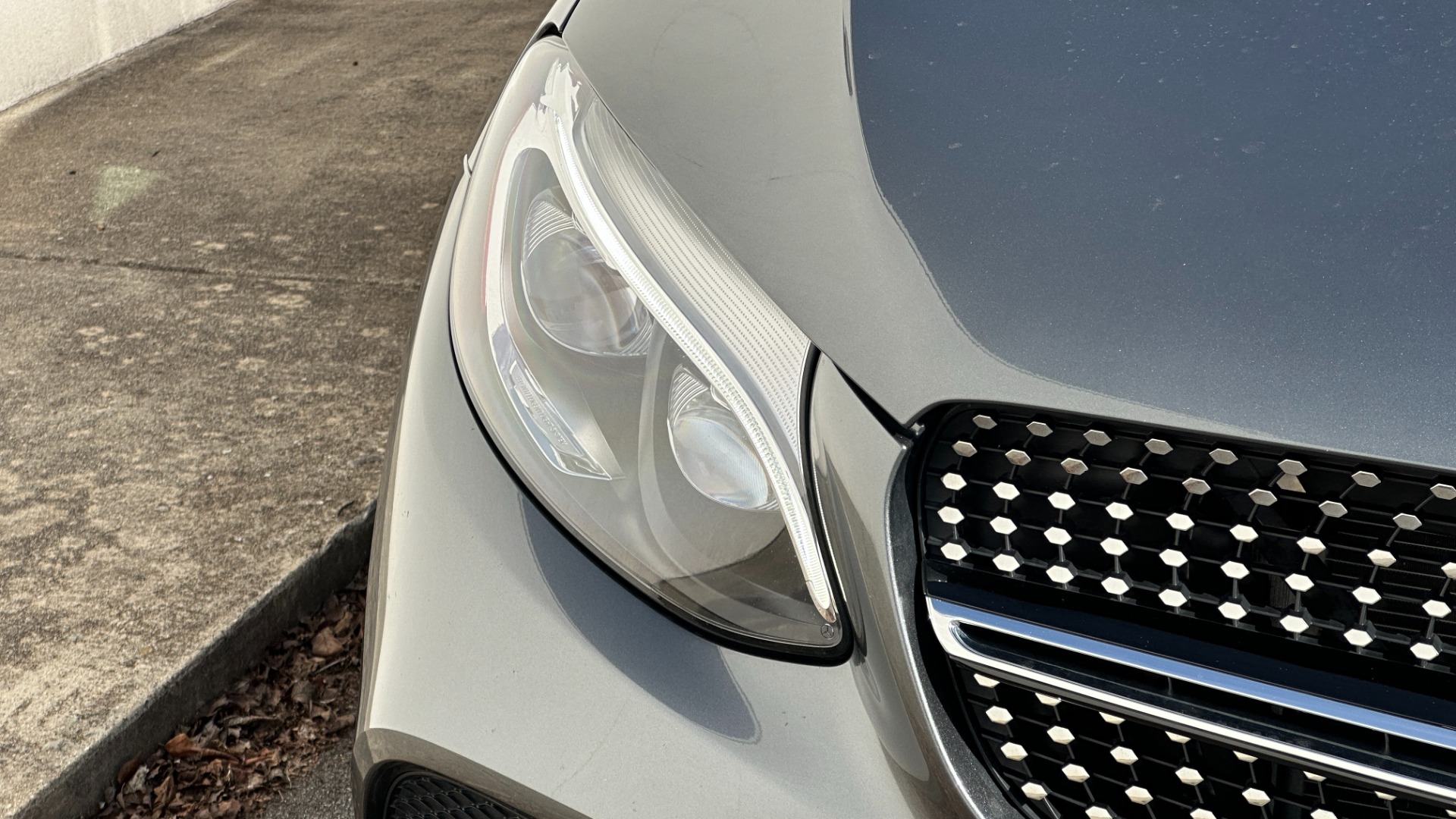 Used 2019 Mercedes-Benz GLC AMG GLC43 / CARBON FIBER / PERFORMANCE STEERING WHEEL / NIGHT PACKAGE for sale Sold at Formula Imports in Charlotte NC 28227 37