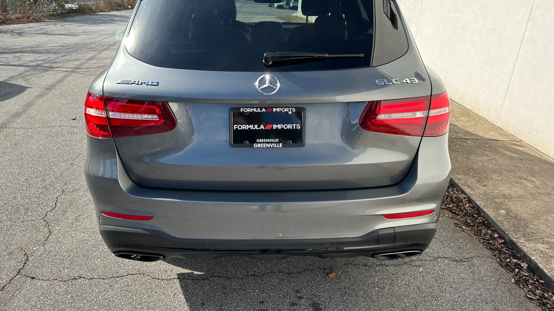 Used 2019 Mercedes-Benz GLC AMG GLC43 / CARBON FIBER / PERFORMANCE STEERING WHEEL / NIGHT PACKAGE for sale Sold at Formula Imports in Charlotte NC 28227 9