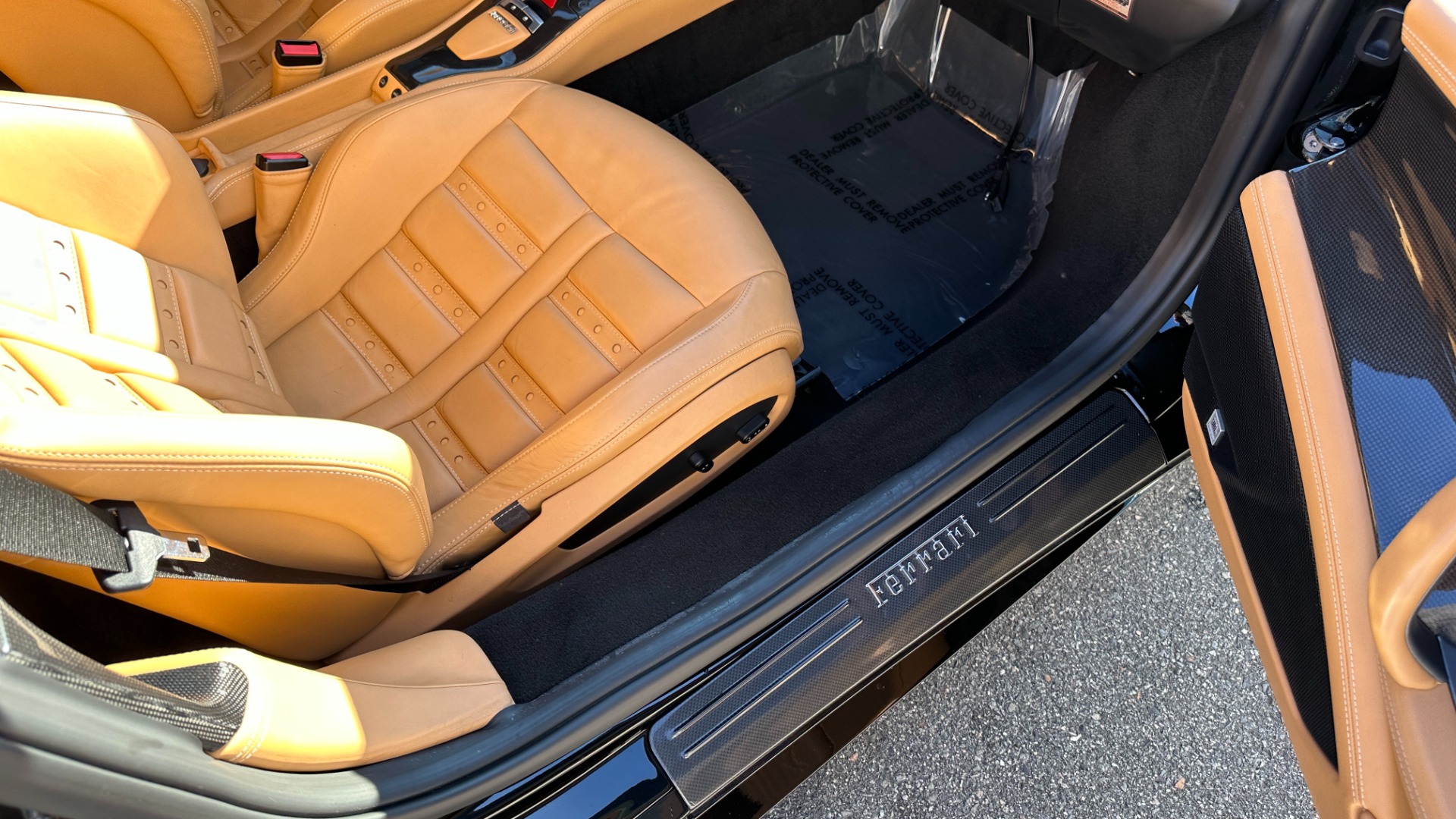 Used 2010 Ferrari 458 Italia CARBON FIBER TRIM / SCUDERIA SHIELDS / DAYTONA SEATS / LED STEERING WHEEL for sale $219,462 at Formula Imports in Charlotte NC 28227 31
