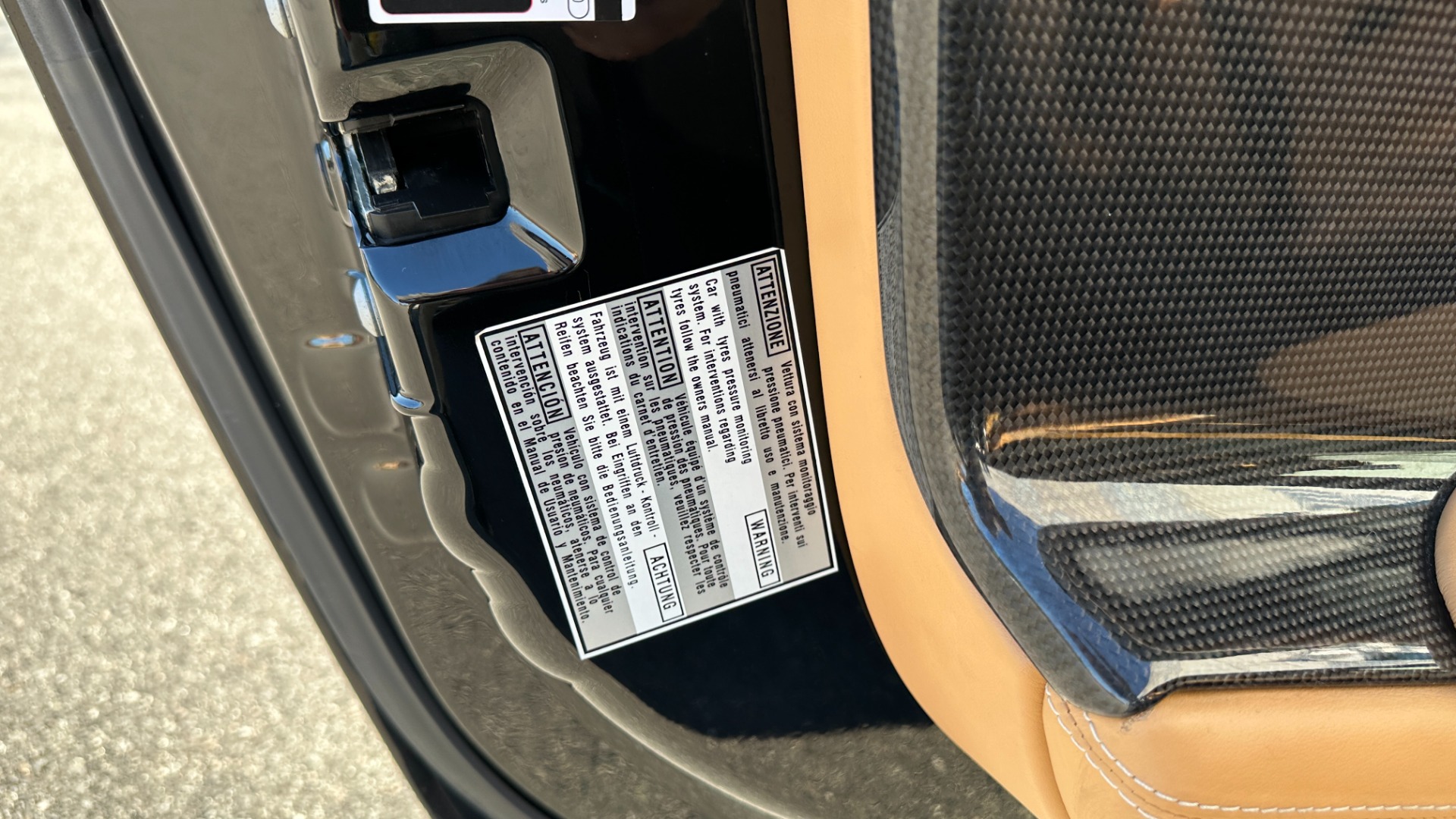 Used 2010 Ferrari 458 Italia CARBON FIBER TRIM / SCUDERIA SHIELDS / DAYTONA SEATS / LED STEERING WHEEL for sale $219,462 at Formula Imports in Charlotte NC 28227 37
