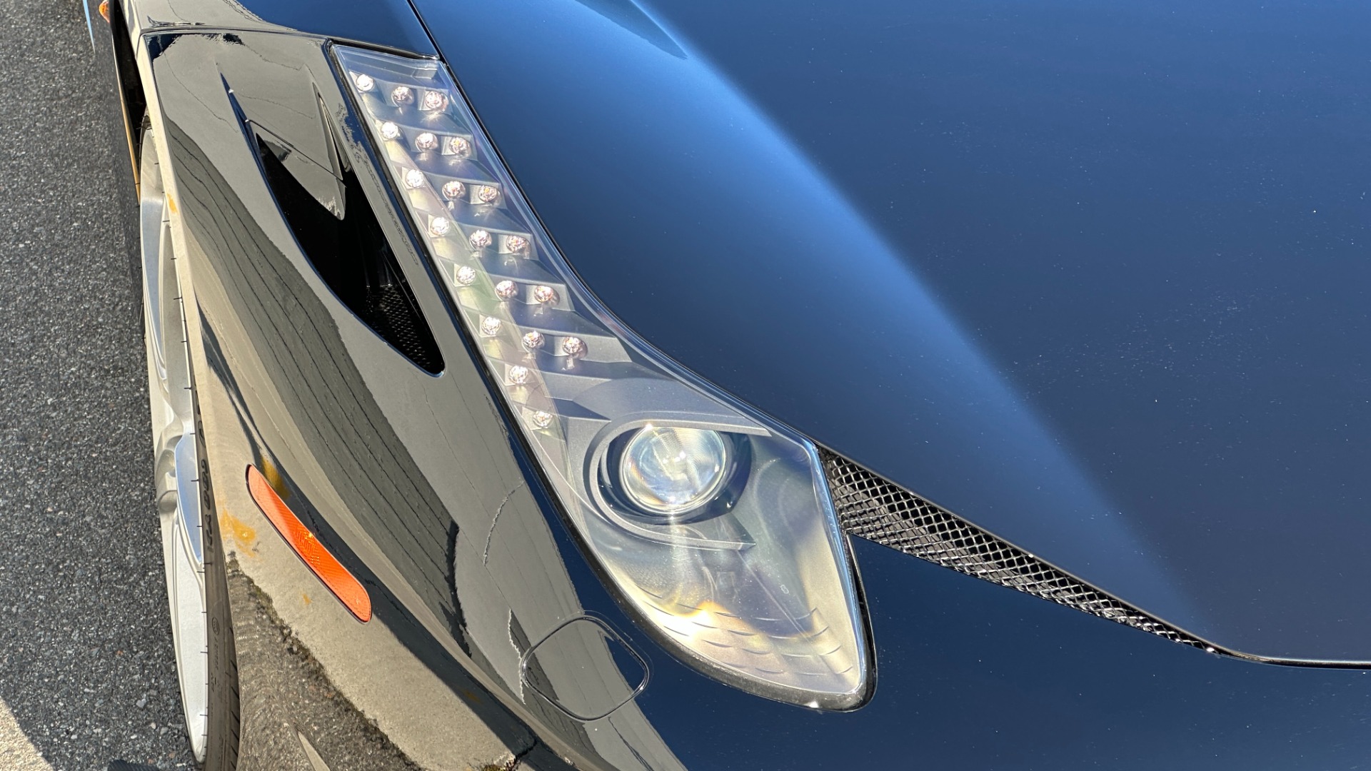 Used 2010 Ferrari 458 Italia CARBON FIBER TRIM / SCUDERIA SHIELDS / DAYTONA SEATS / LED STEERING WHEEL for sale $219,462 at Formula Imports in Charlotte NC 28227 53