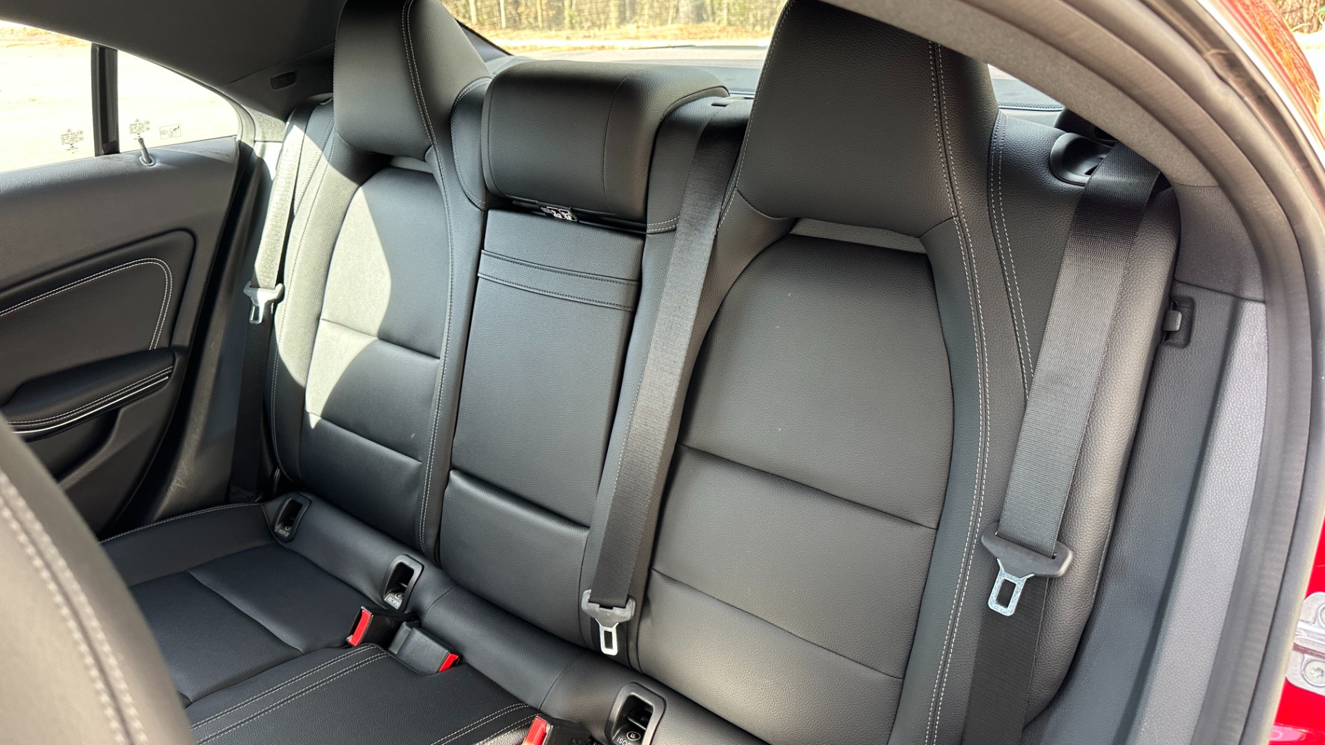 Used 2019 Mercedes-Benz CLA CLA 250 / APPLE CARPLAY / 17IN WHEELS / COMFORT SUSPENSION / BLINDSPOT for sale $27,995 at Formula Imports in Charlotte NC 28227 20
