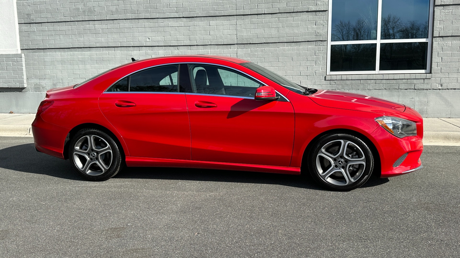 Used 2019 Mercedes-Benz CLA CLA 250 / APPLE CARPLAY / 17IN WHEELS / COMFORT SUSPENSION / BLINDSPOT for sale $27,995 at Formula Imports in Charlotte NC 28227 6