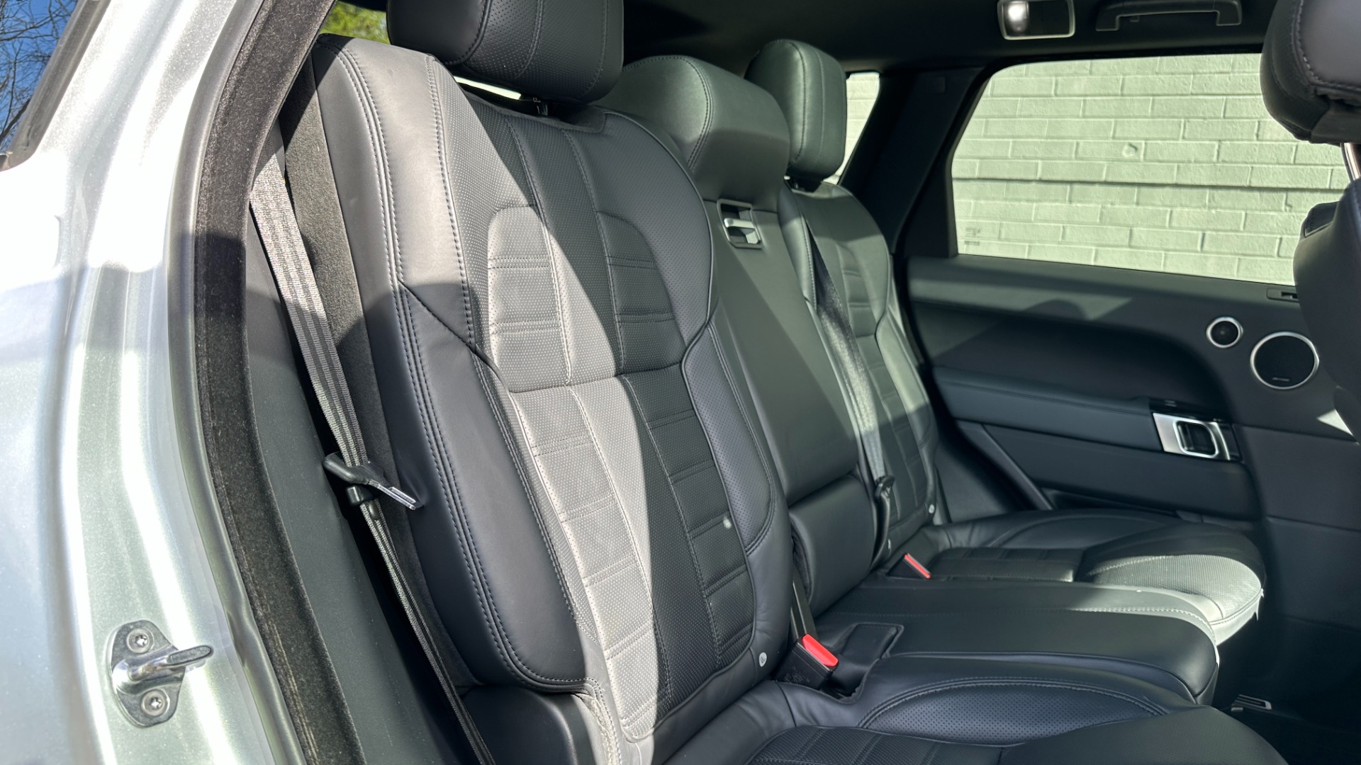 Used 2014 Land Rover Range Rover Sport Autobiography for sale Sold at Formula Imports in Charlotte NC 28227 24