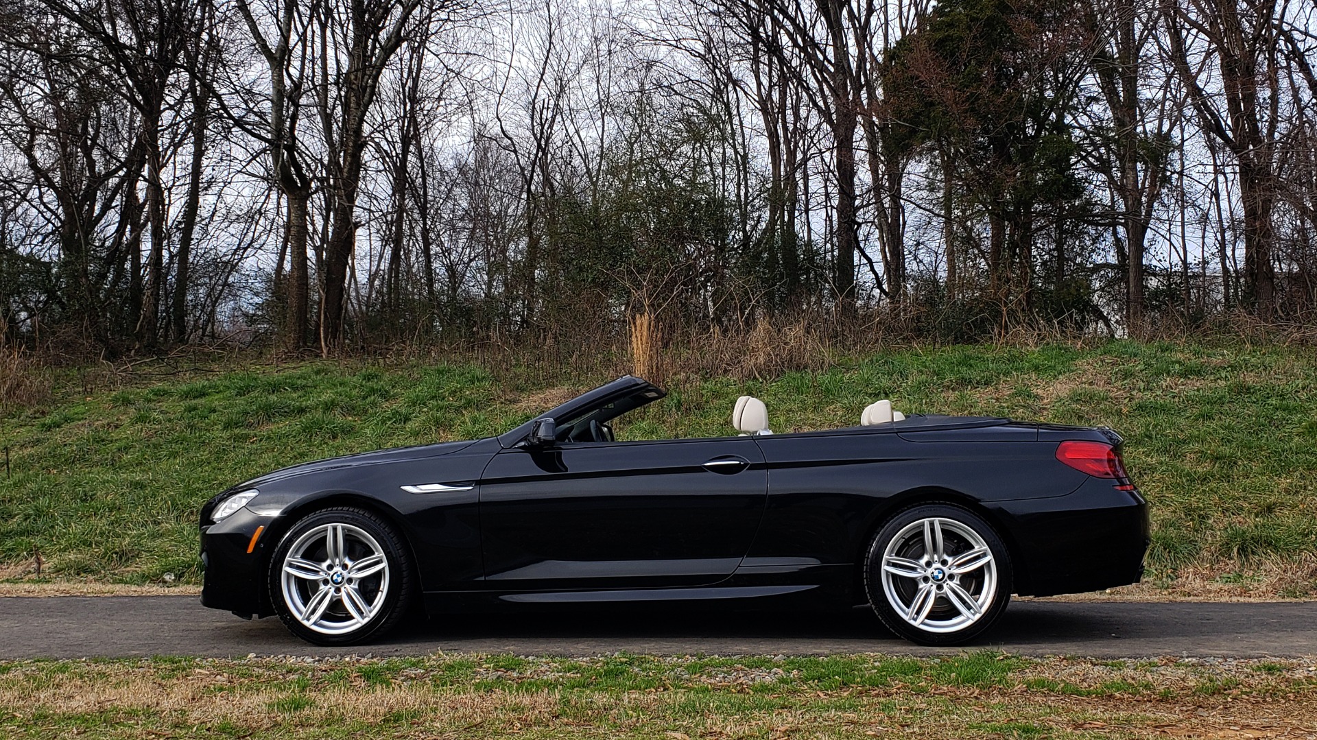 Used 2014 BMW 6 SERIES 650I XDRIVE CONV M-SPORT / NAV / DRVR ASST / CLD WTHR for sale Sold at Formula Imports in Charlotte NC 28227 4