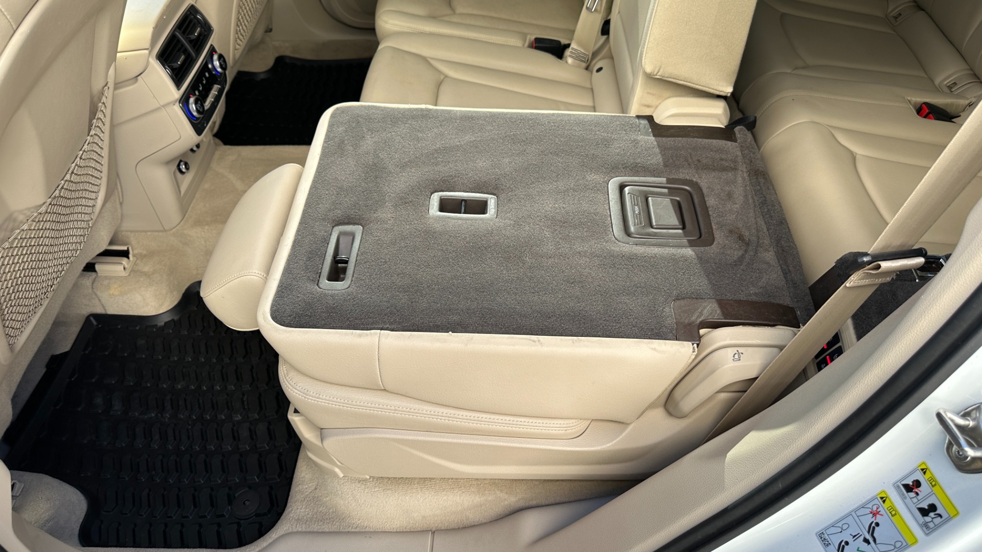 Used 2018 Audi Q7 PRESTIGE / COLD WEATHER PKG / TOWING PACKAGE / DRIVER ASSIST for sale $39,999 at Formula Imports in Charlotte NC 28227 29