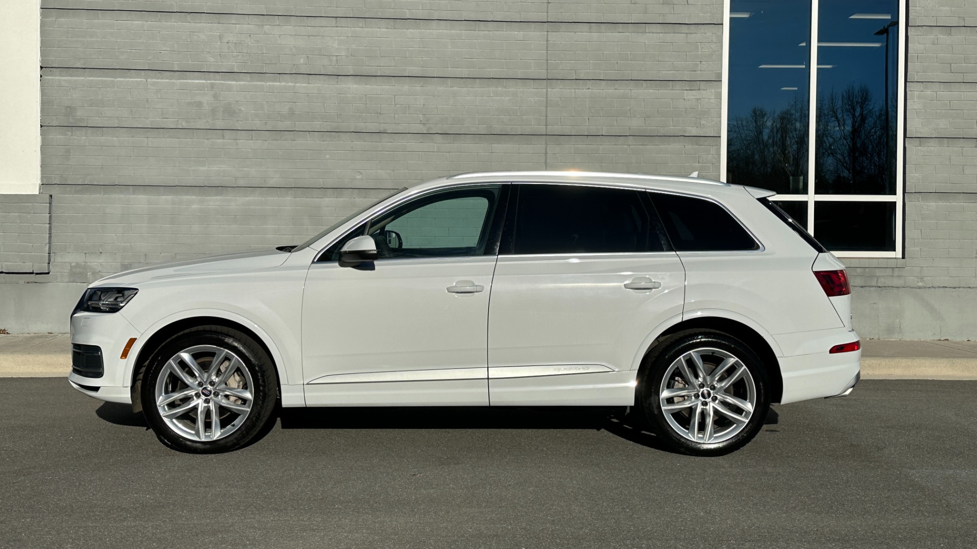 Used 2018 Audi Q7 PRESTIGE / COLD WEATHER PKG / TOWING PACKAGE / DRIVER ASSIST for sale $39,999 at Formula Imports in Charlotte NC 28227 3