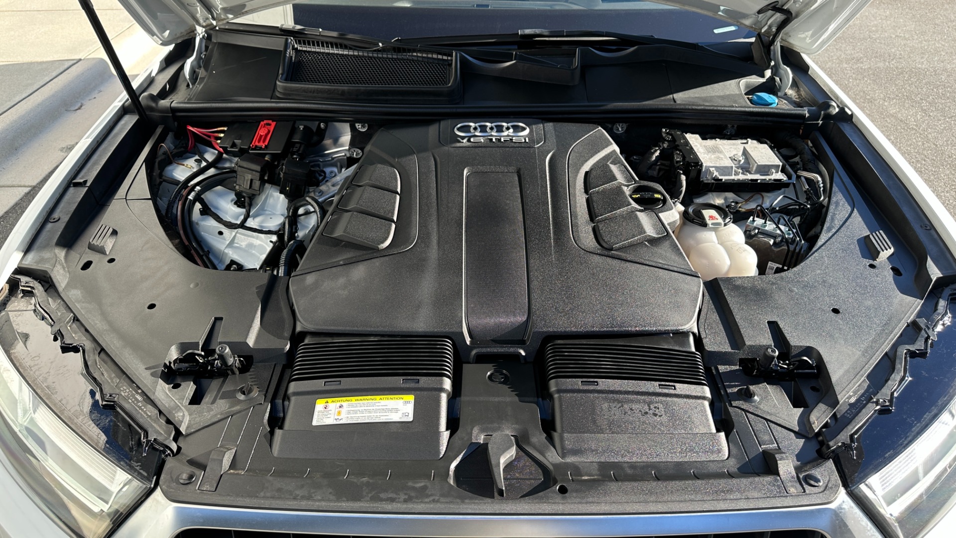 Used 2018 Audi Q7 PRESTIGE / COLD WEATHER PKG / TOWING PACKAGE / DRIVER ASSIST for sale $39,999 at Formula Imports in Charlotte NC 28227 40